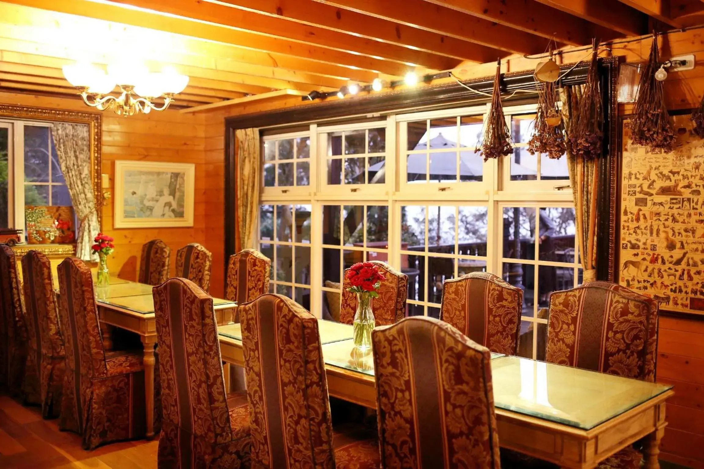 Restaurant/places to eat in Cingjing Hanging Garden & Resort Restaurant/places to eat in Cingjing Hanging Garden & Resort