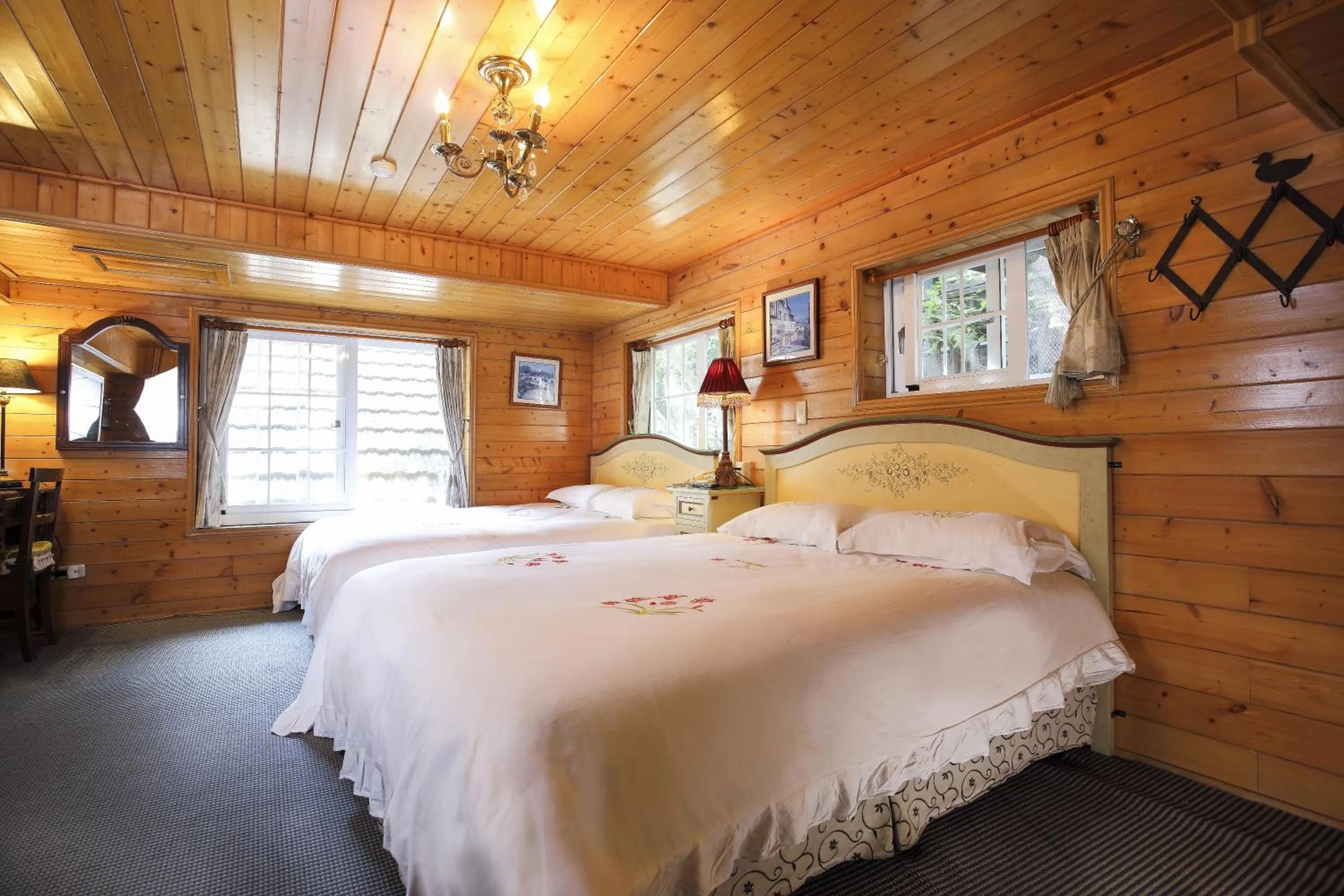 Bed in Cingjing Hanging Garden & Resort