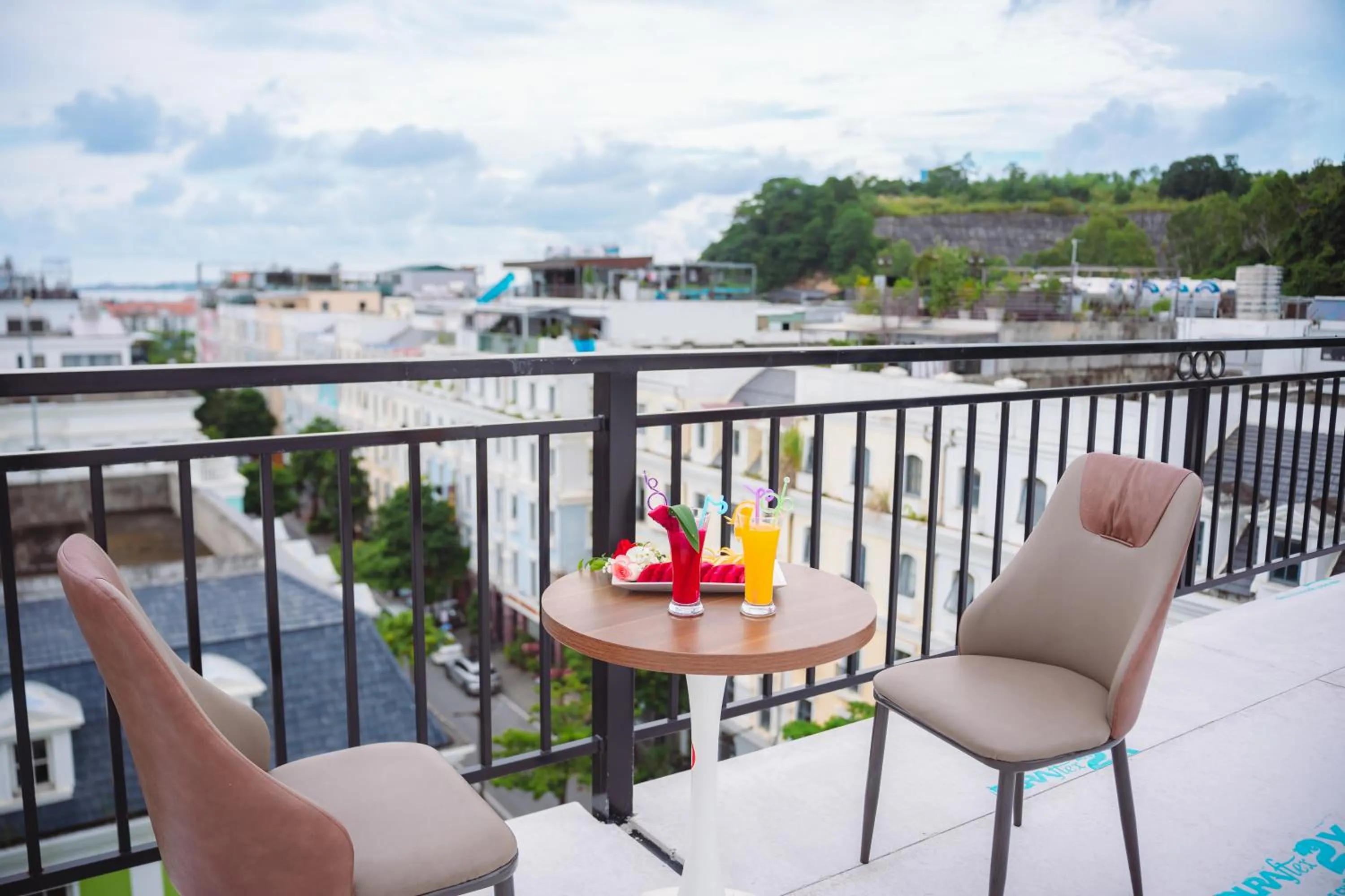 Patio in Skyview Hotel Halong