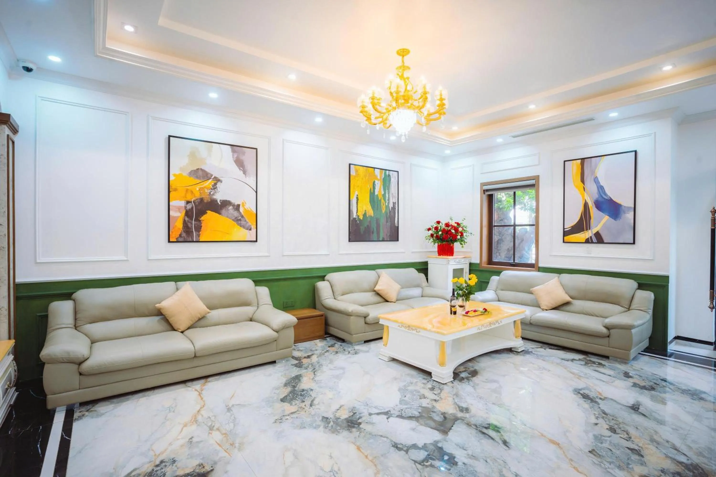 Lobby or reception in Skyview Hotel Halong