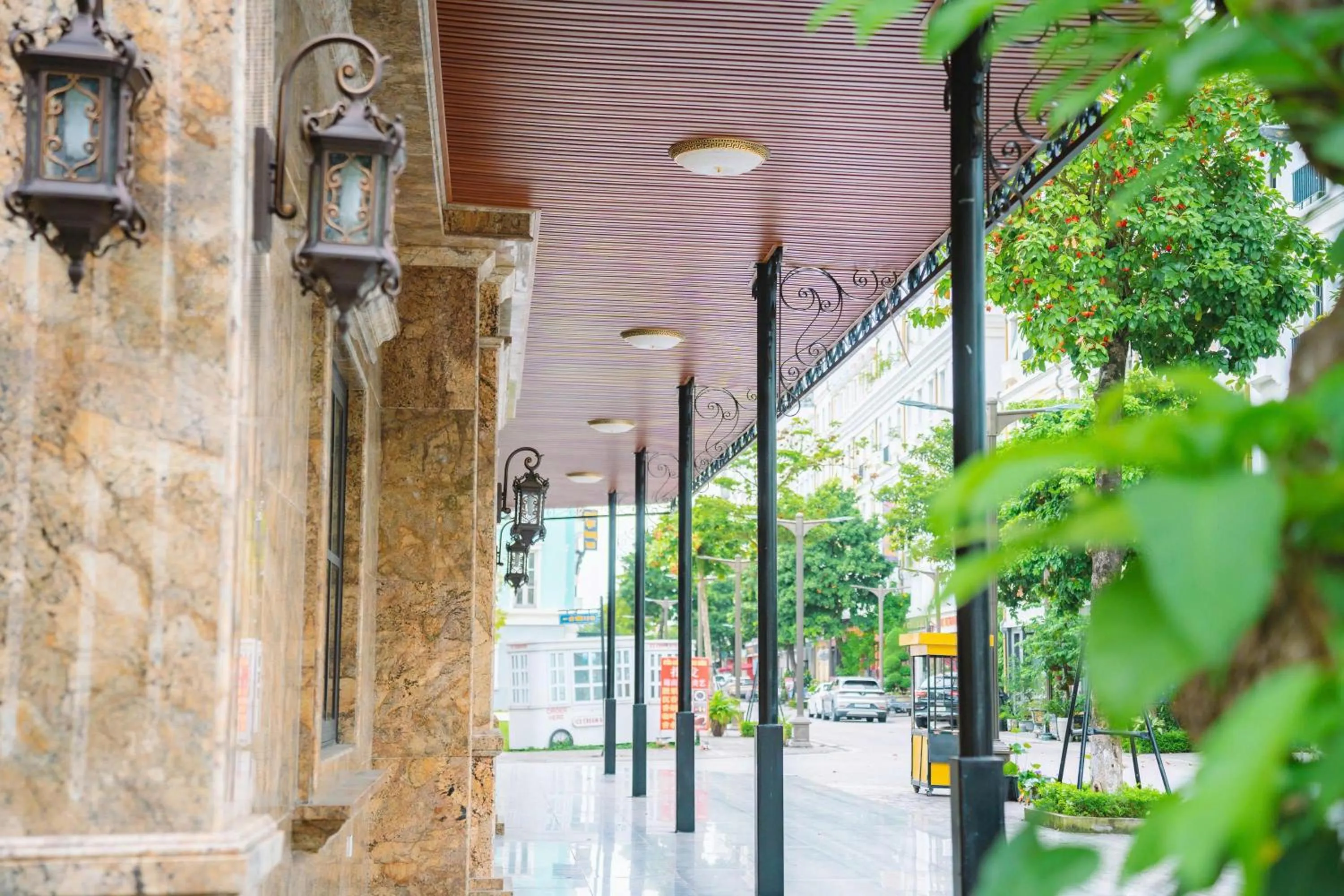 Day in Skyview Hotel Halong