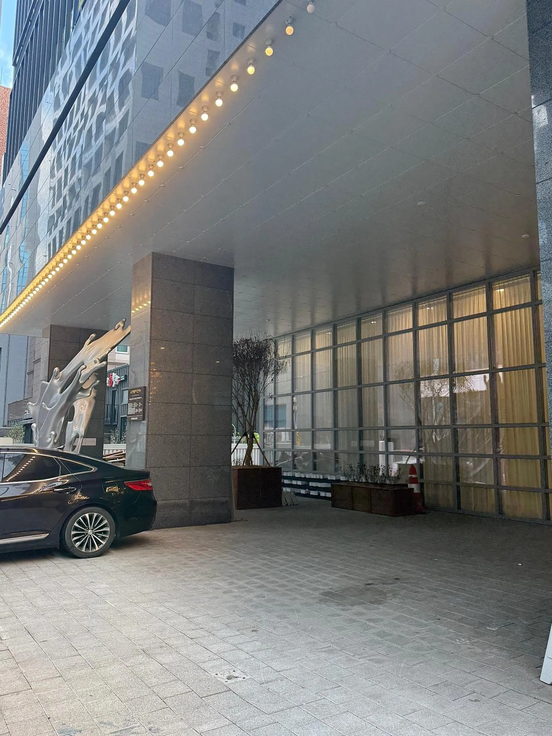 Raviens Maison de Hotel