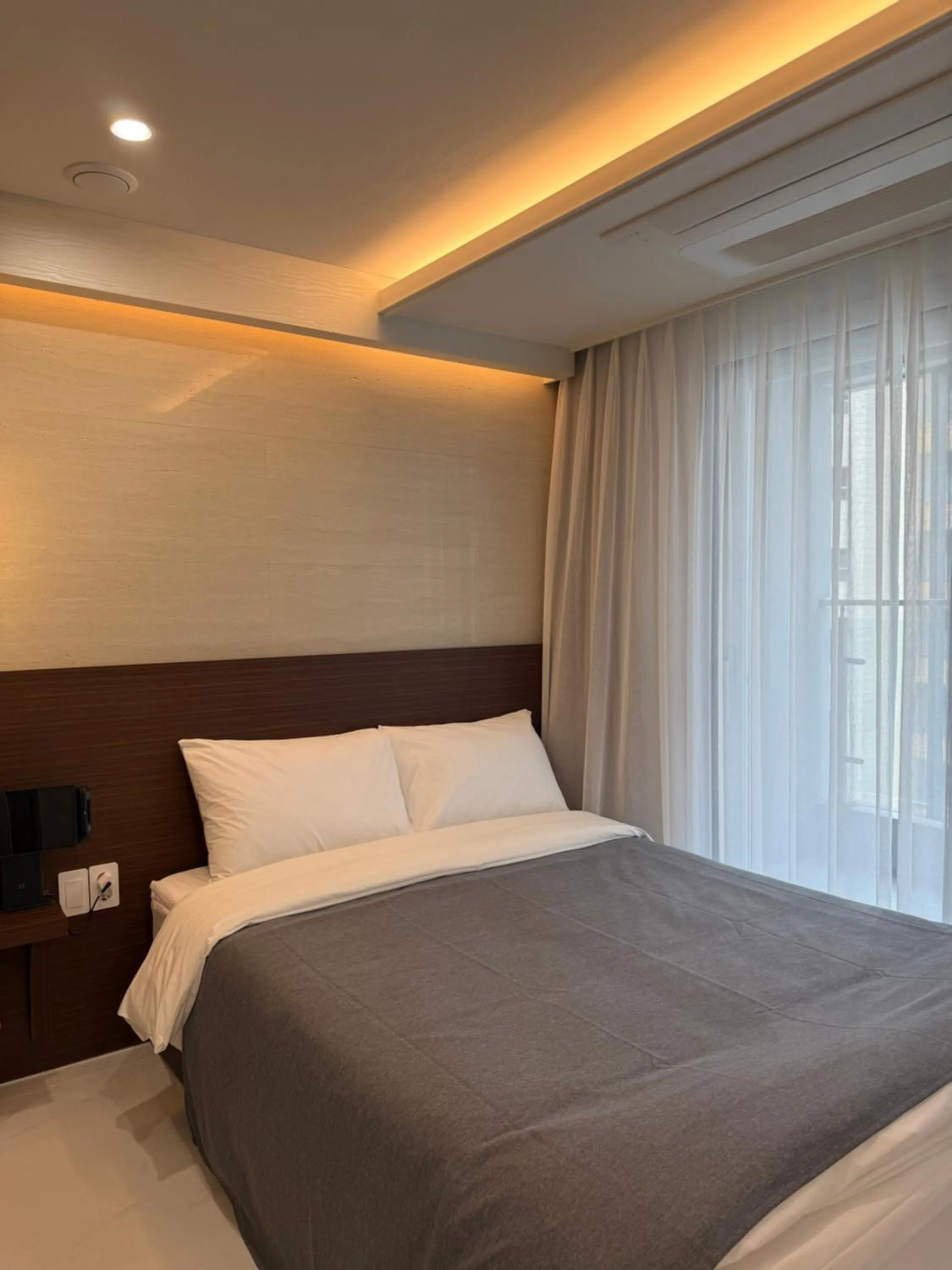 Bed in Raviens Maison de Hotel