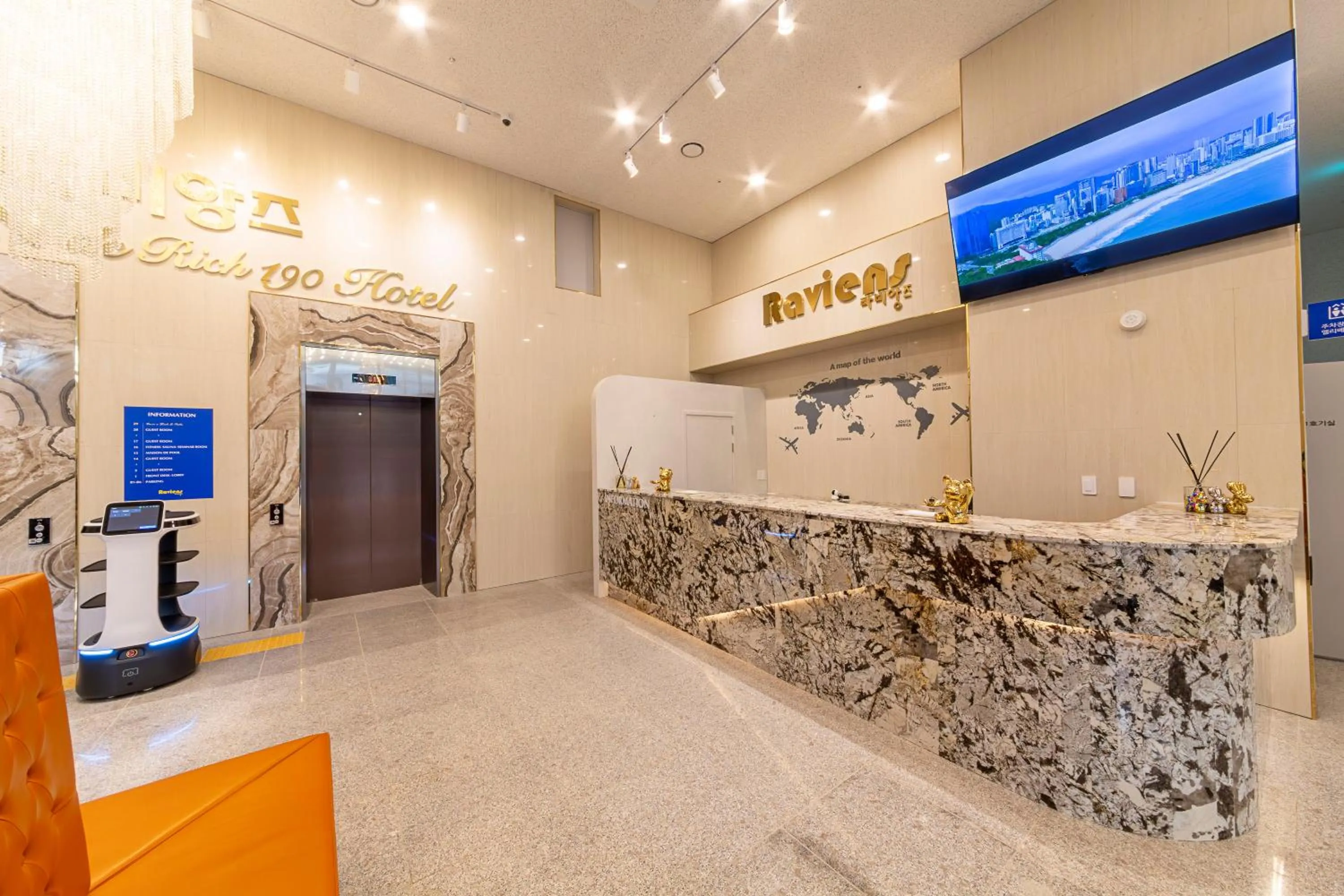 Raviens Maison de Hotel