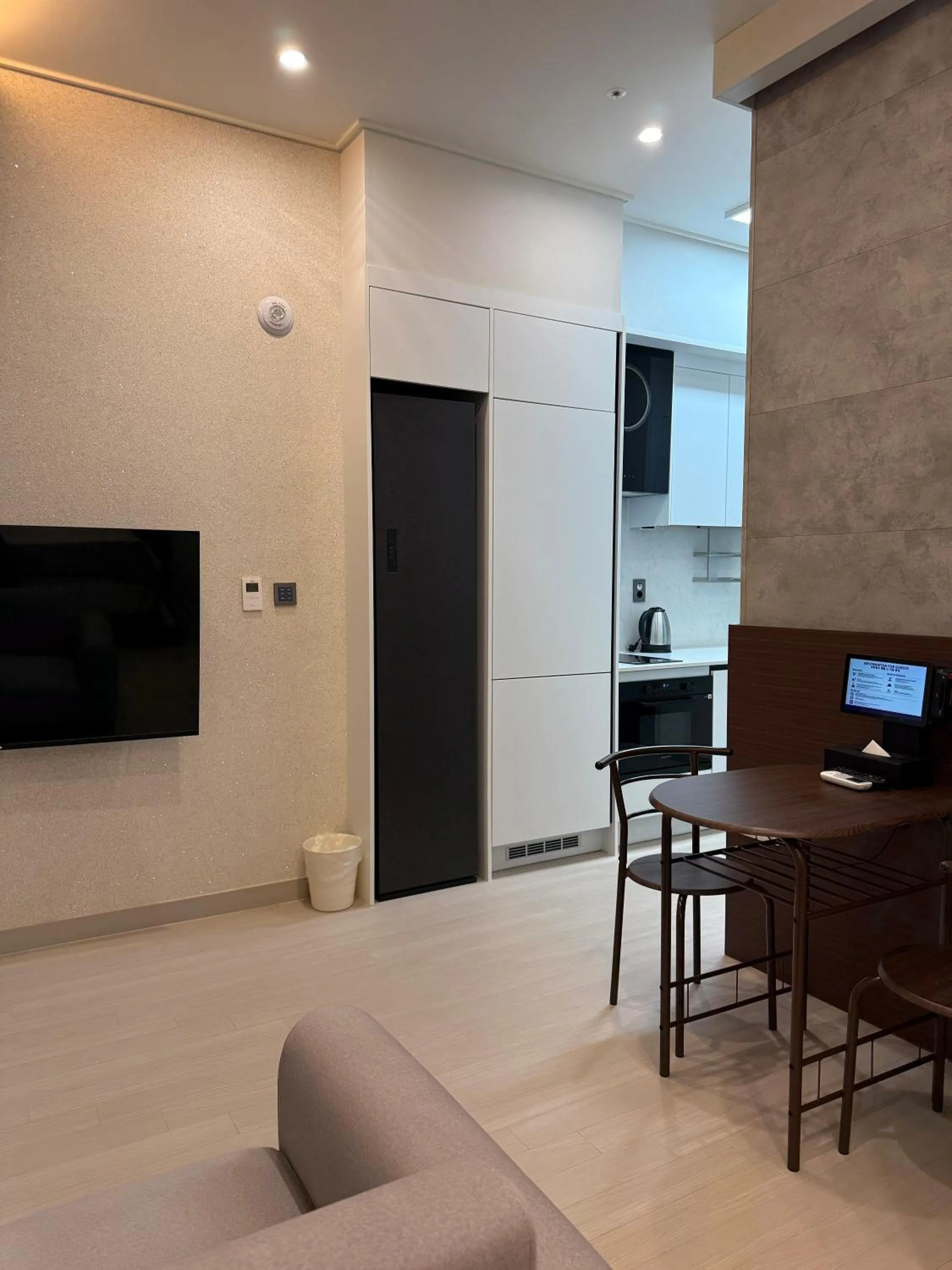 Raviens Maison de Hotel