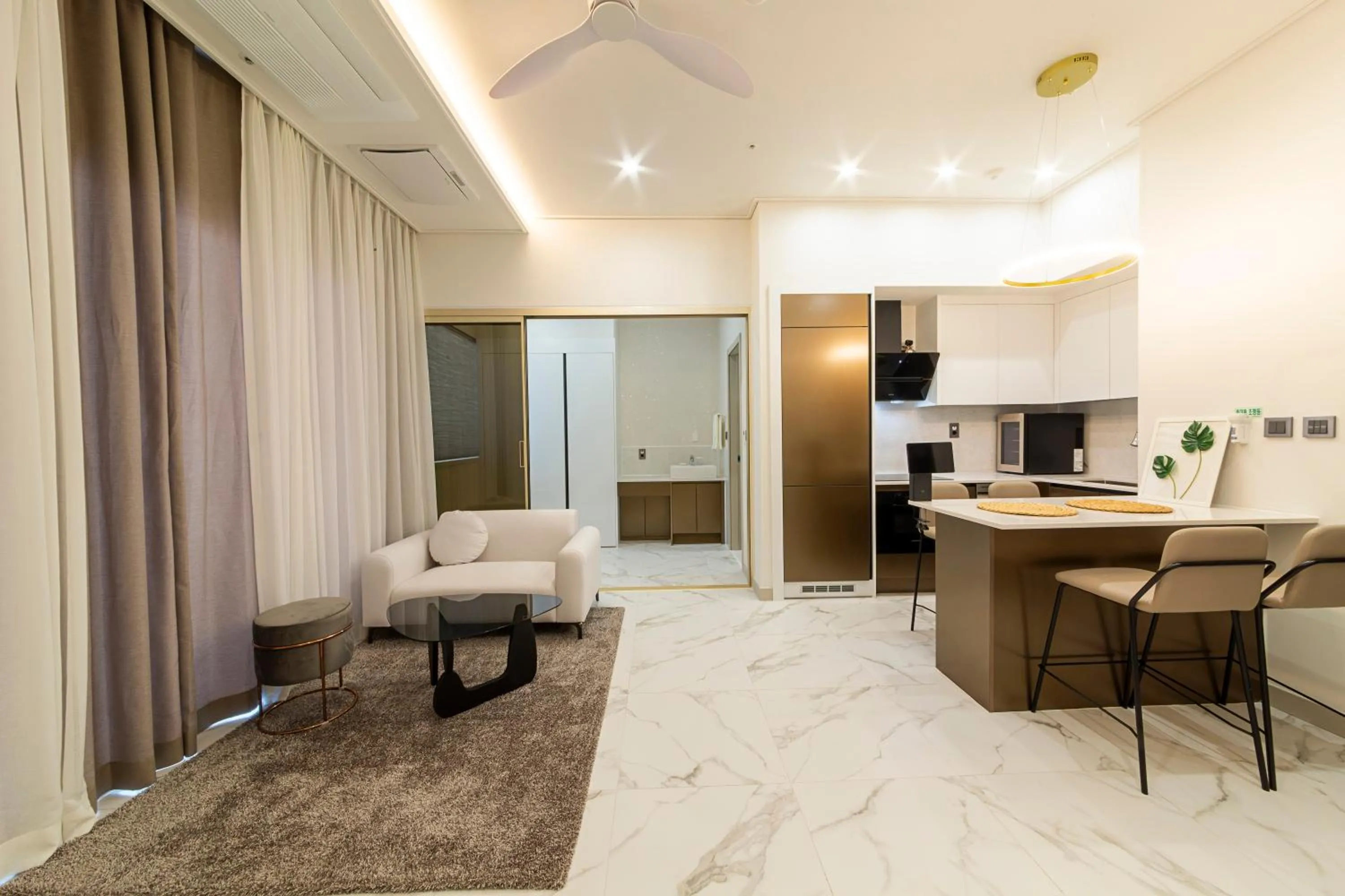 Raviens Maison de Hotel