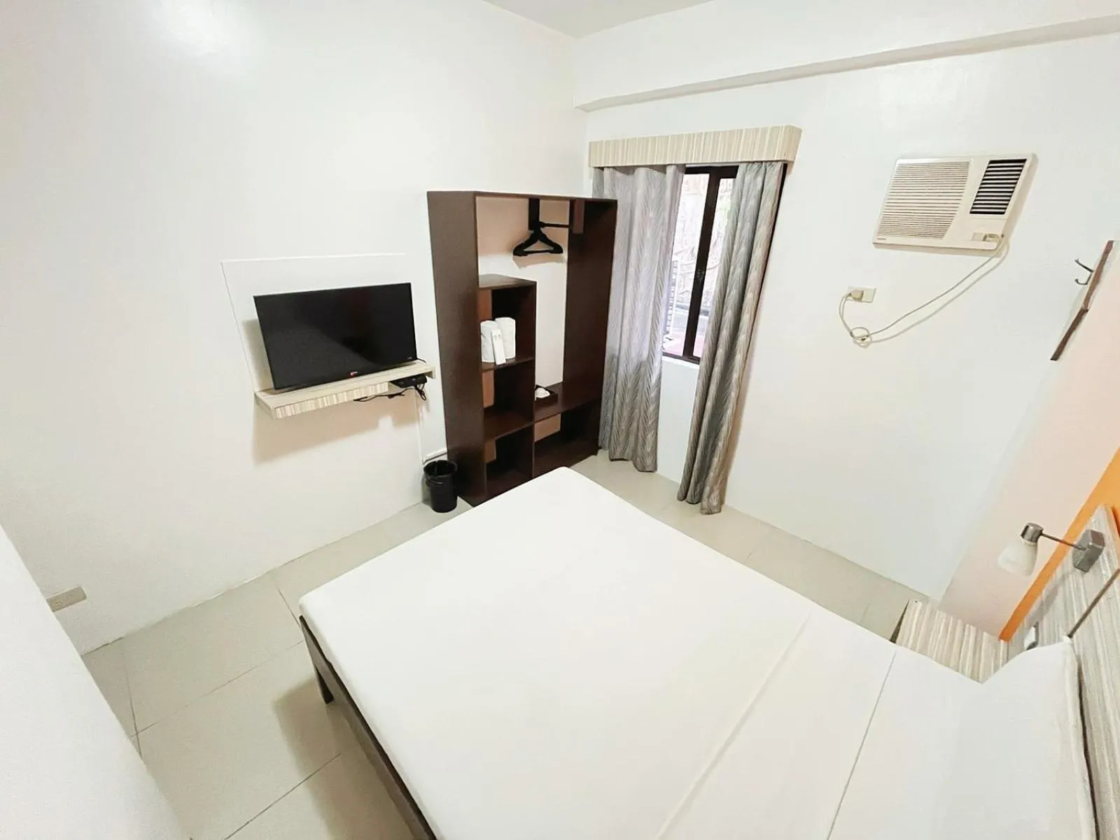 Bedroom in Travelbee Business Inn