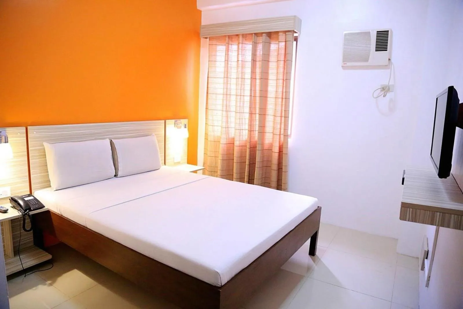 Bedroom in Travelbee Business Inn