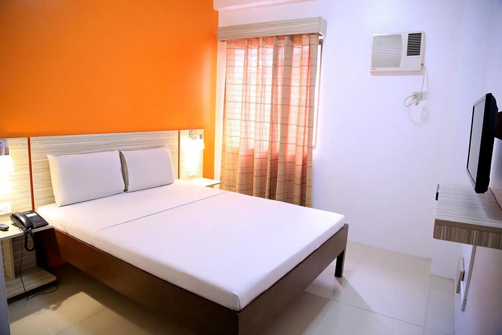 Standard Hive Double in Travelbee Business Inn Standard Hive Double in Travelbee Business Inn