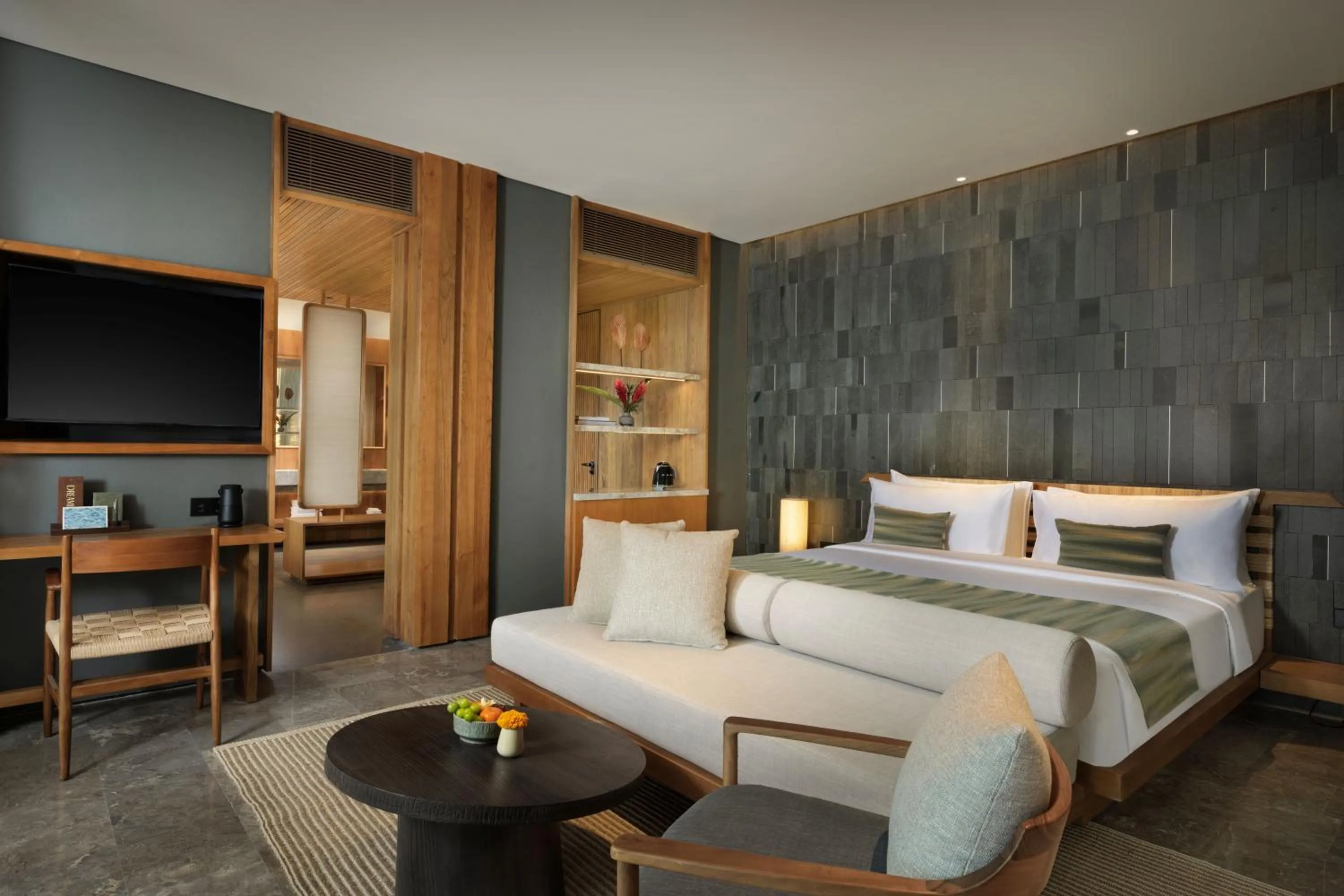 Bed in Alaya Suites Ubud
