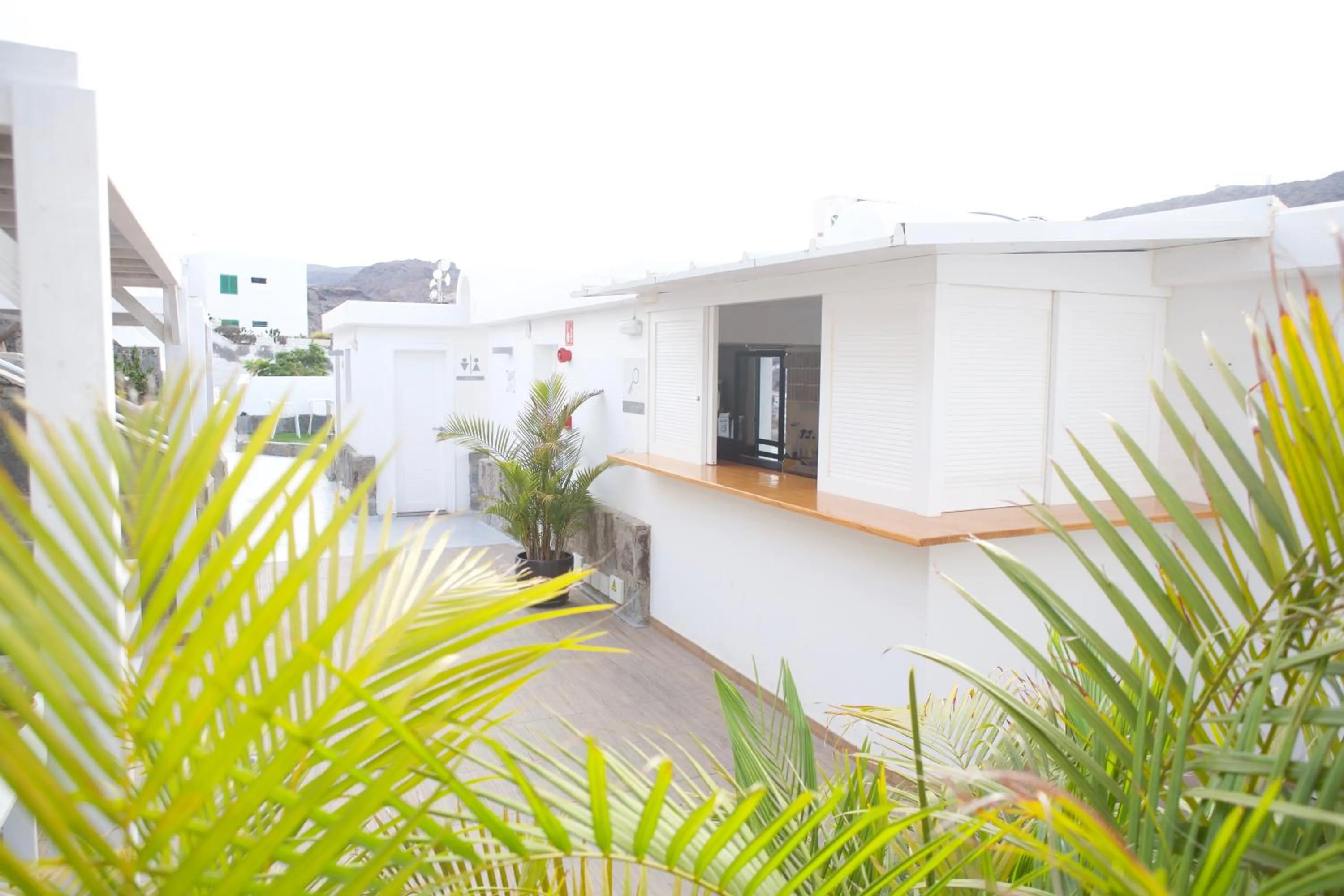 Property building in Canaima