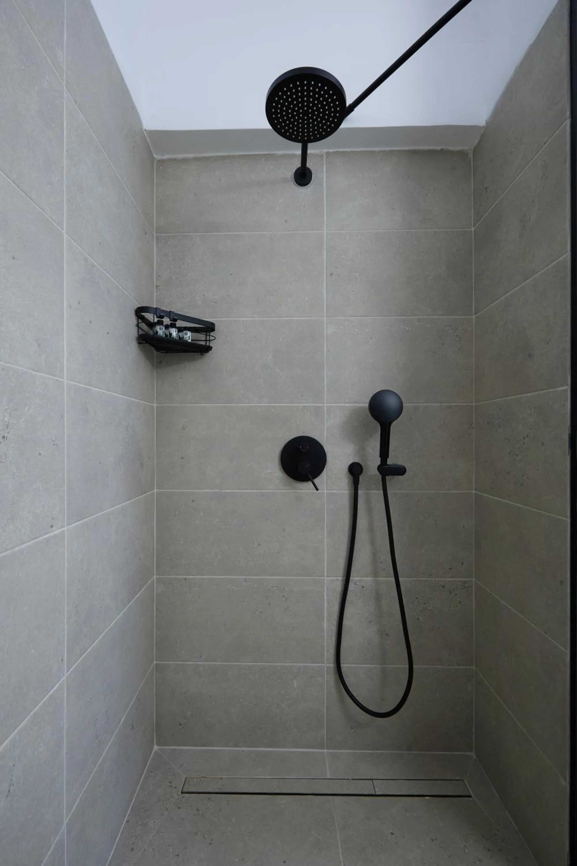 Shower in Incanto Boutique Suites - Koukaki