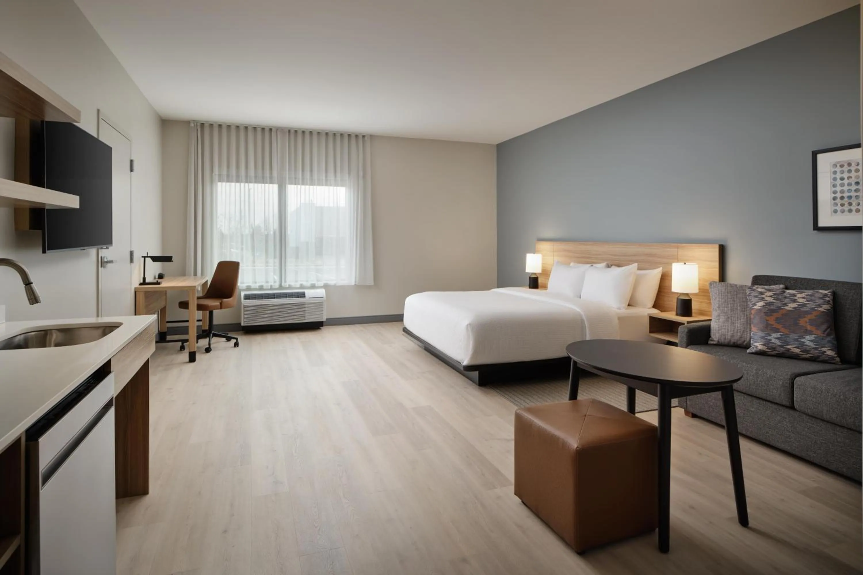 Bedroom, Bed in Hyatt Studios Huntsville