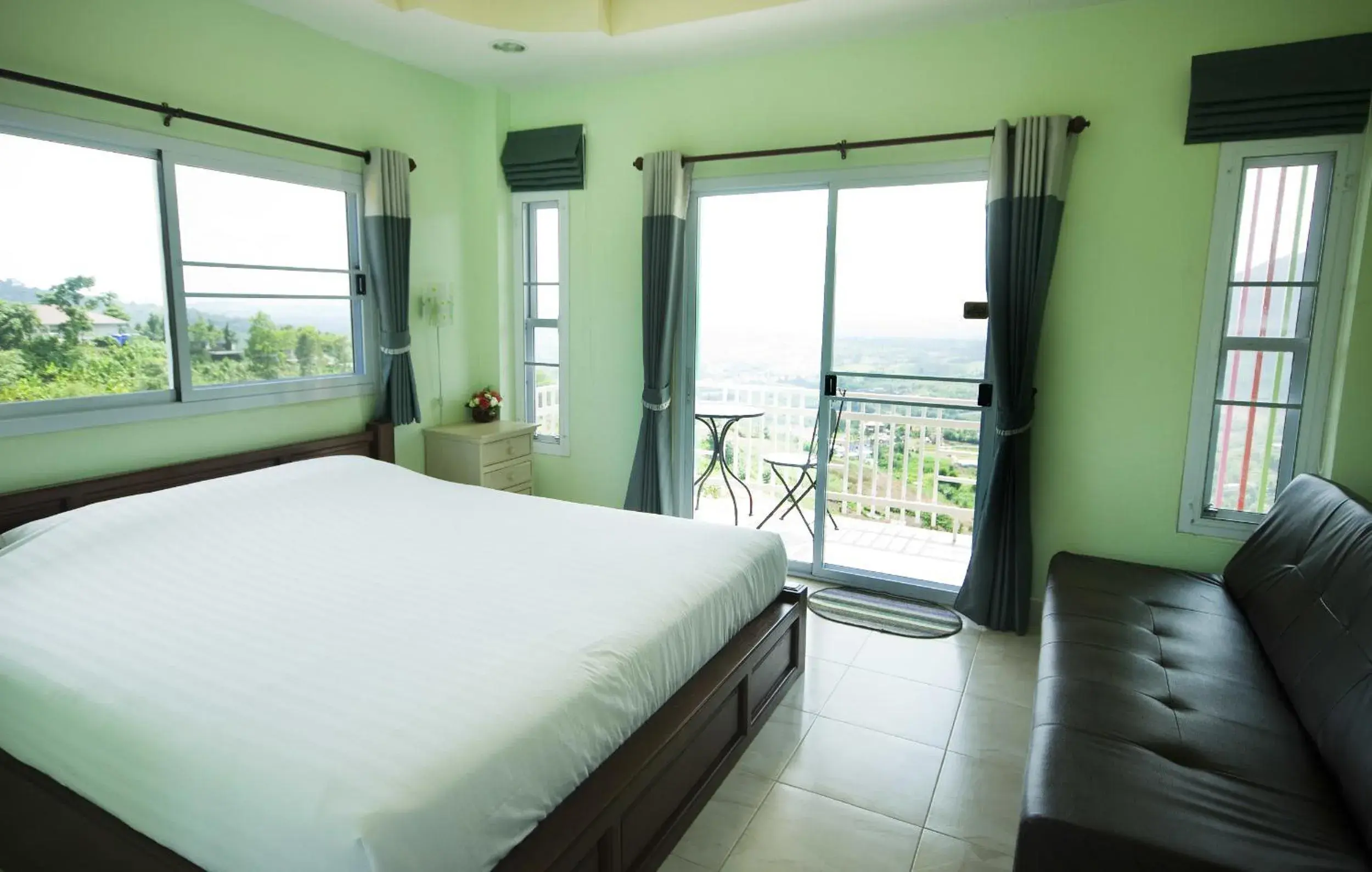 Seating area, Bed in Hotel Viewpoint Khao Koh Seating area, Bed in Hotel Viewpoint Khao Koh