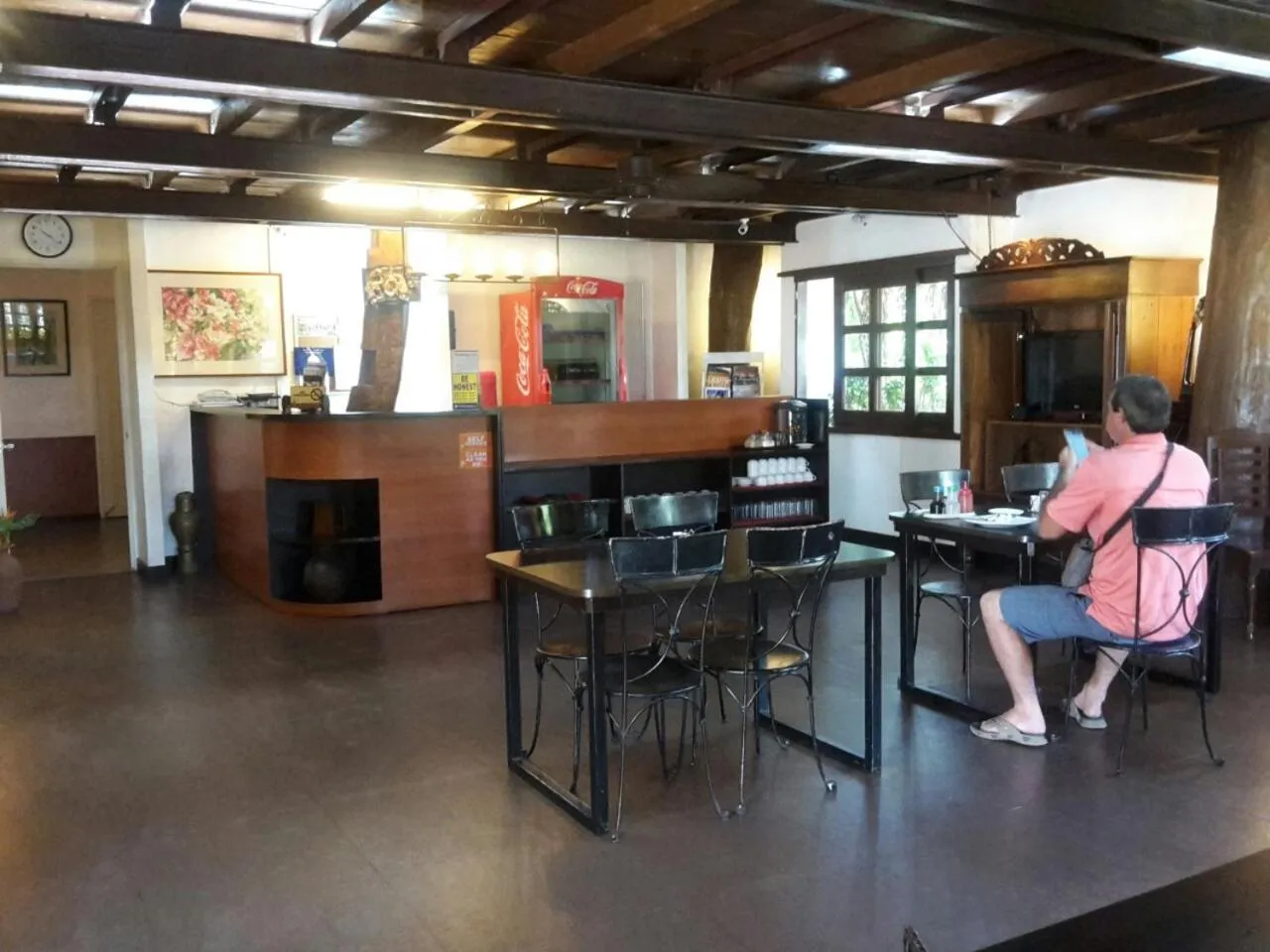 People in Travelbee Heritage Inn