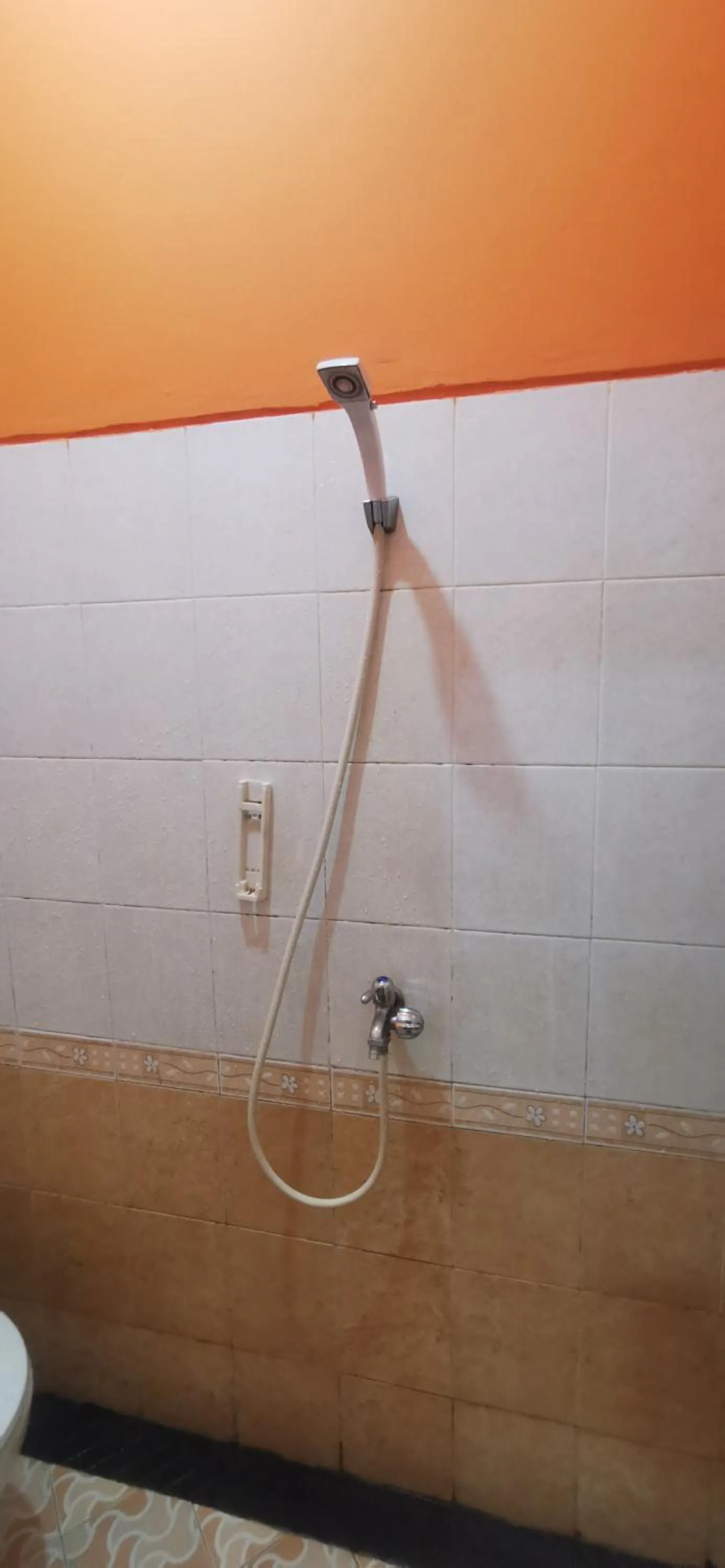 Bathroom in Hotel O Classic Guesthouse