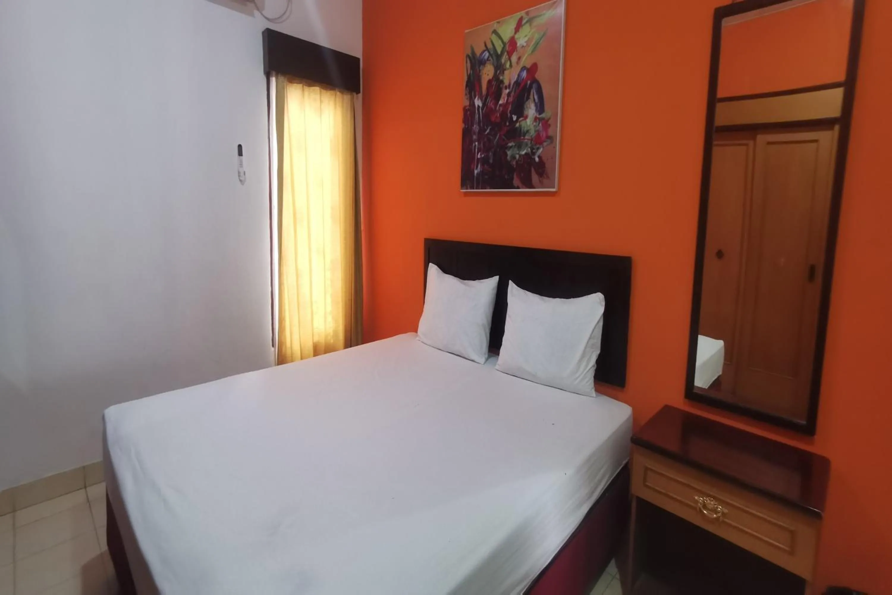 Bedroom, Bed in Hotel O Classic Guesthouse