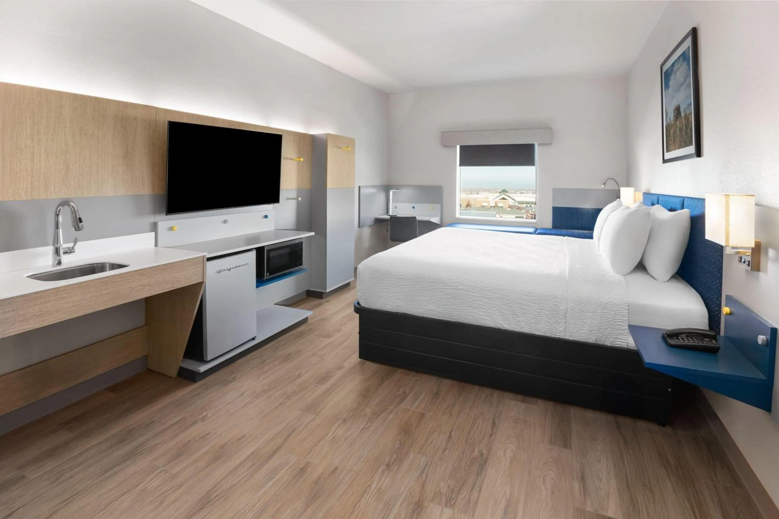 Photo of the whole room, Bed in Microtel Inn & Suites by Wyndham Tooele