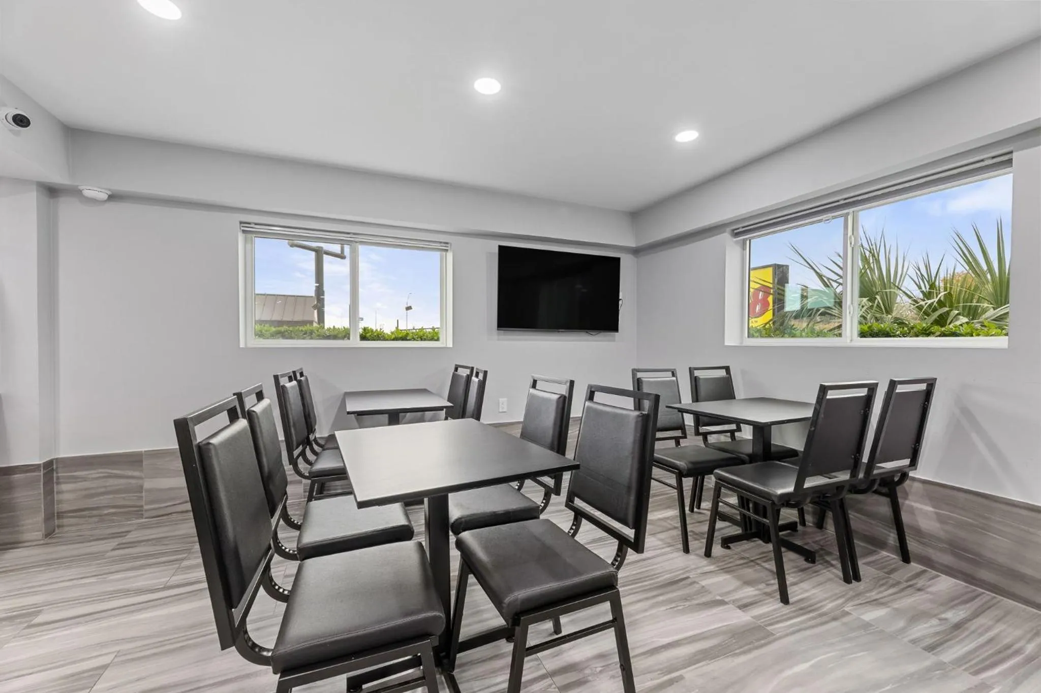 Super 8 by Wyndham Texas City