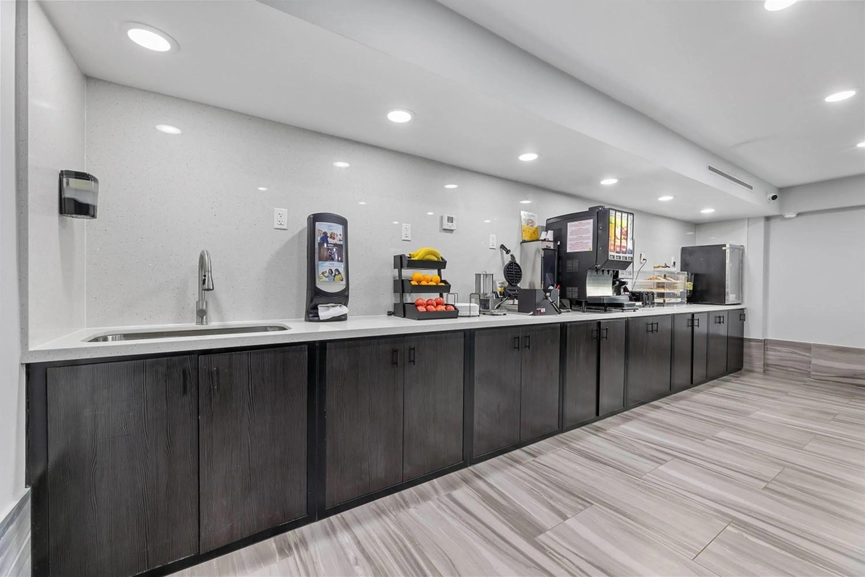 Property building in Super 8 by Wyndham Texas City