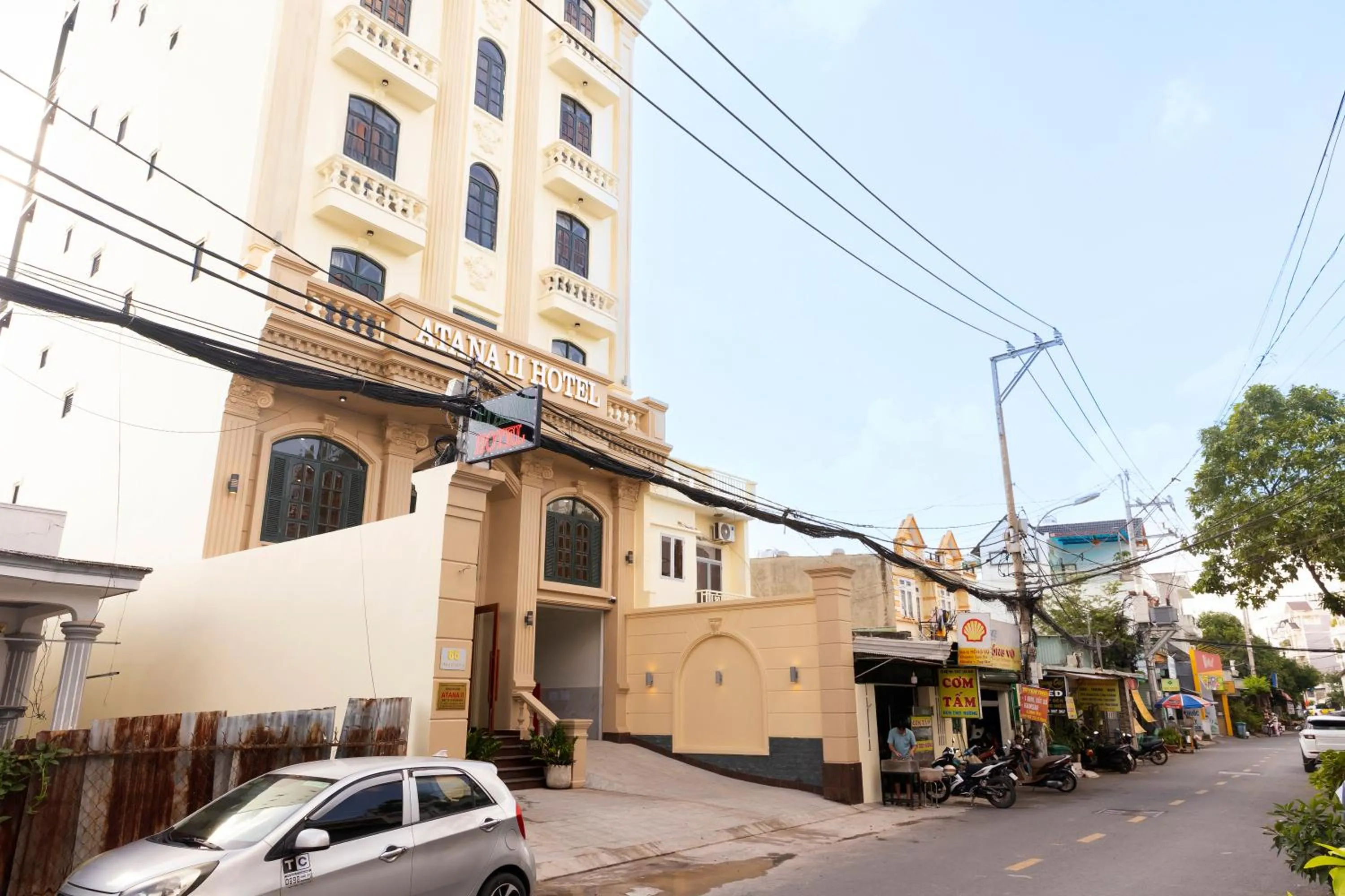 Atana Saigon Boutique Hotel II