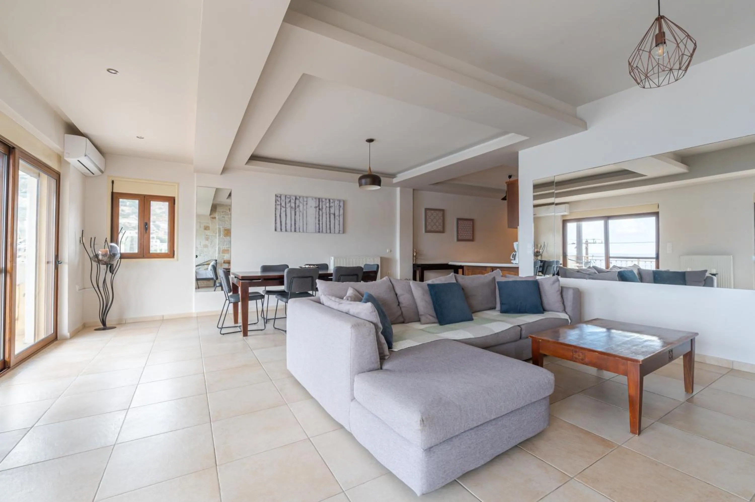 Apartment Villa Omega