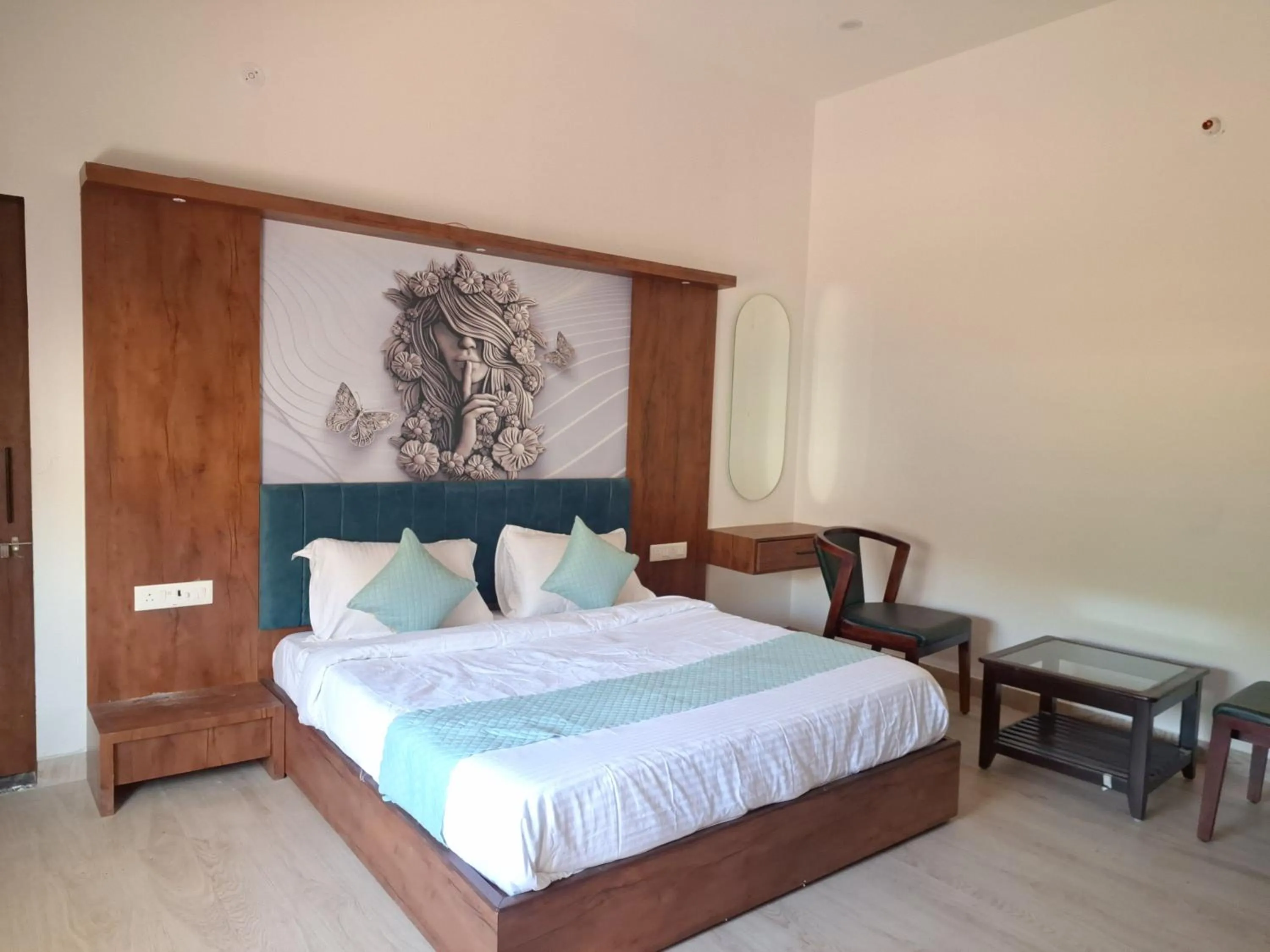 Bed in Orchard Hills Resorts