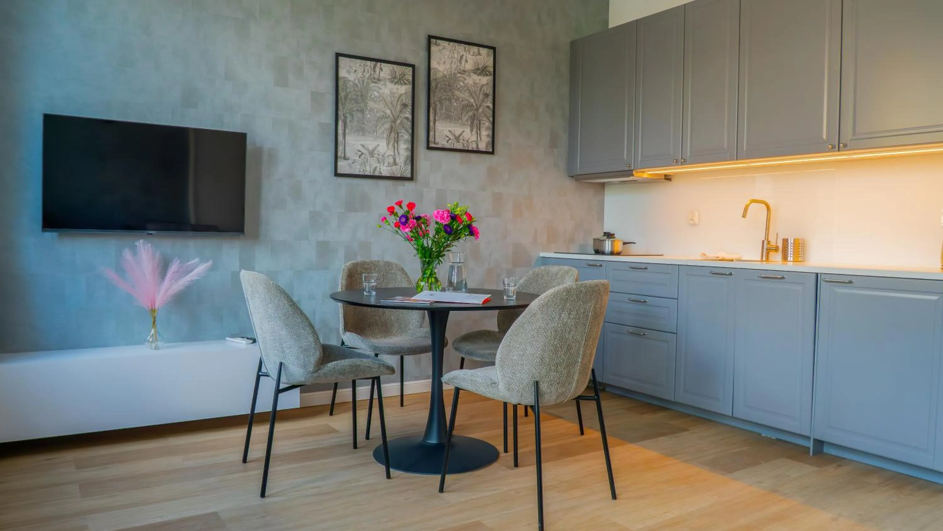 TV and multimedia in Długa 17 Residence