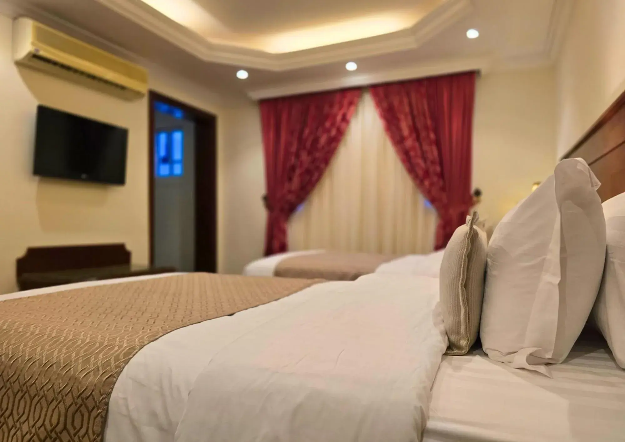 Bed in Taj Celine Hotel Bed in Taj Celine Hotel