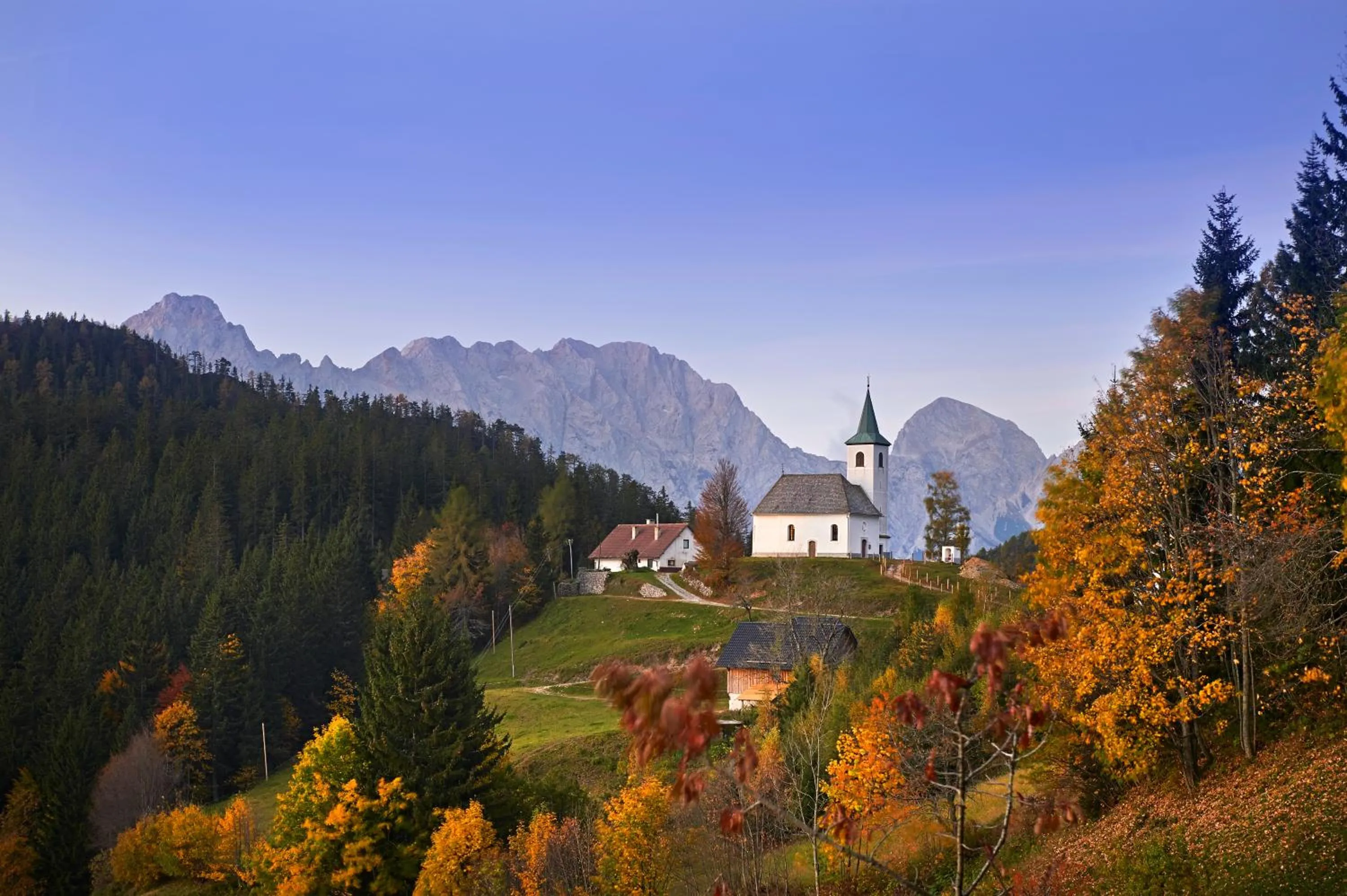 Hiking in Prenočišča Valentina