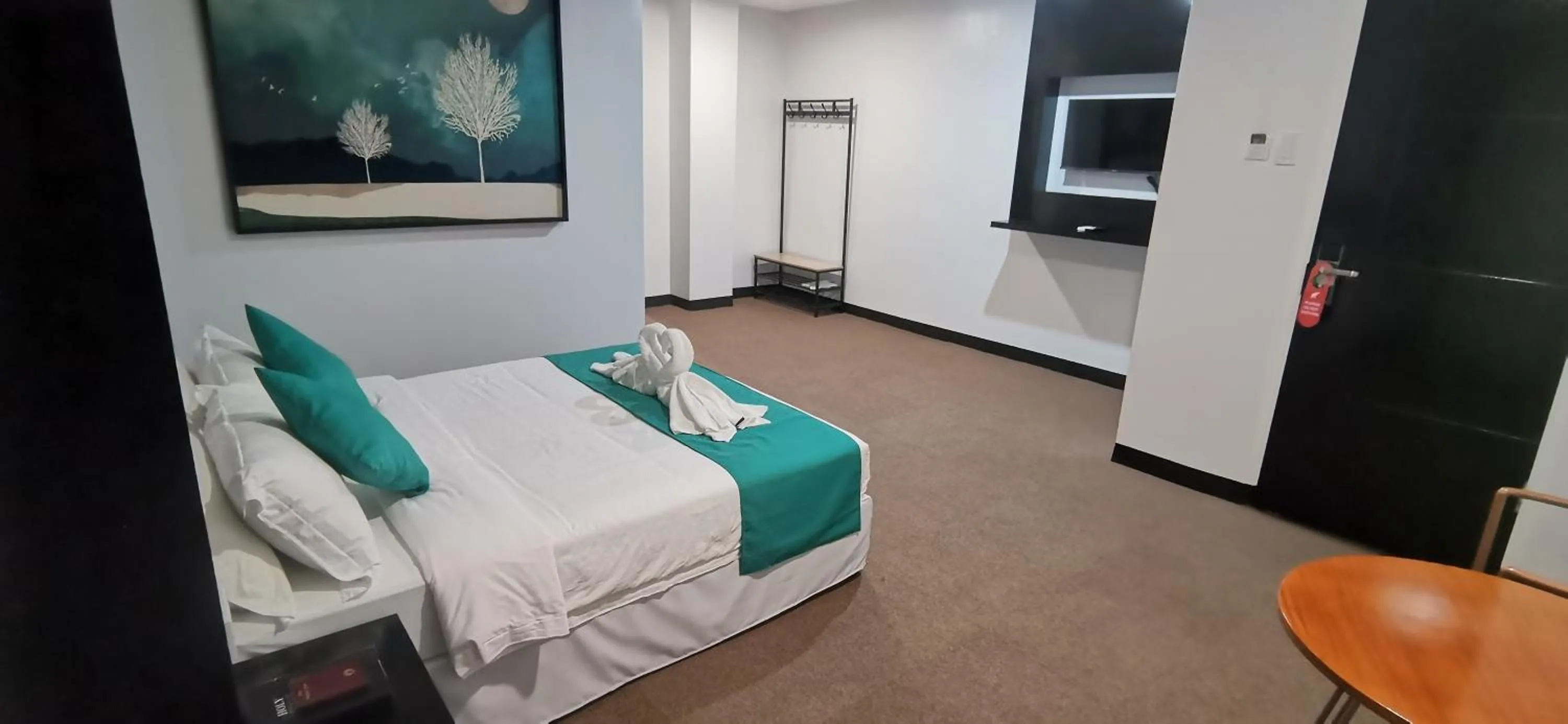 Bedroom, Bed in Dancenter Boss Hotel Near Clark International Airport