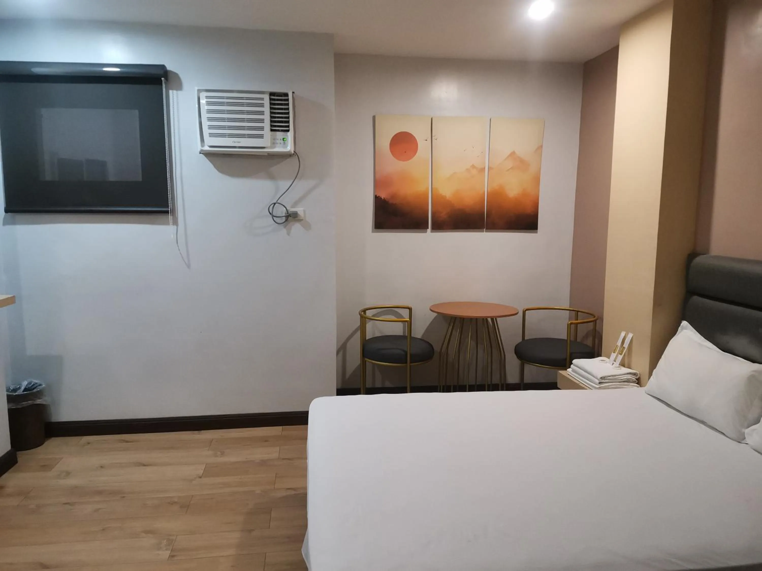 Bedroom, Bed in Dancenter Boss Hotel Near Clark International Airport