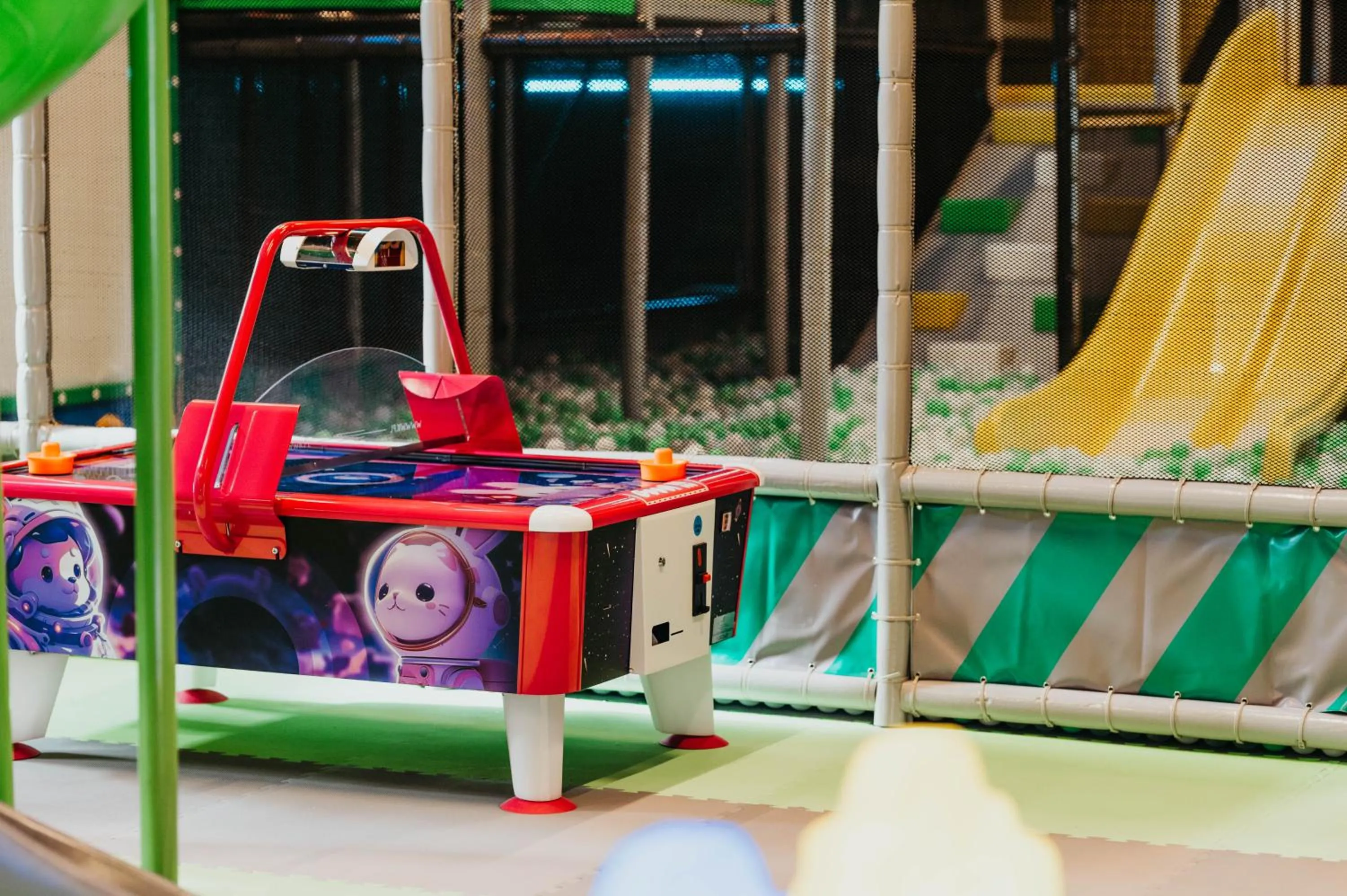 Kids's club in Kelman Inn Global Nowa Sól