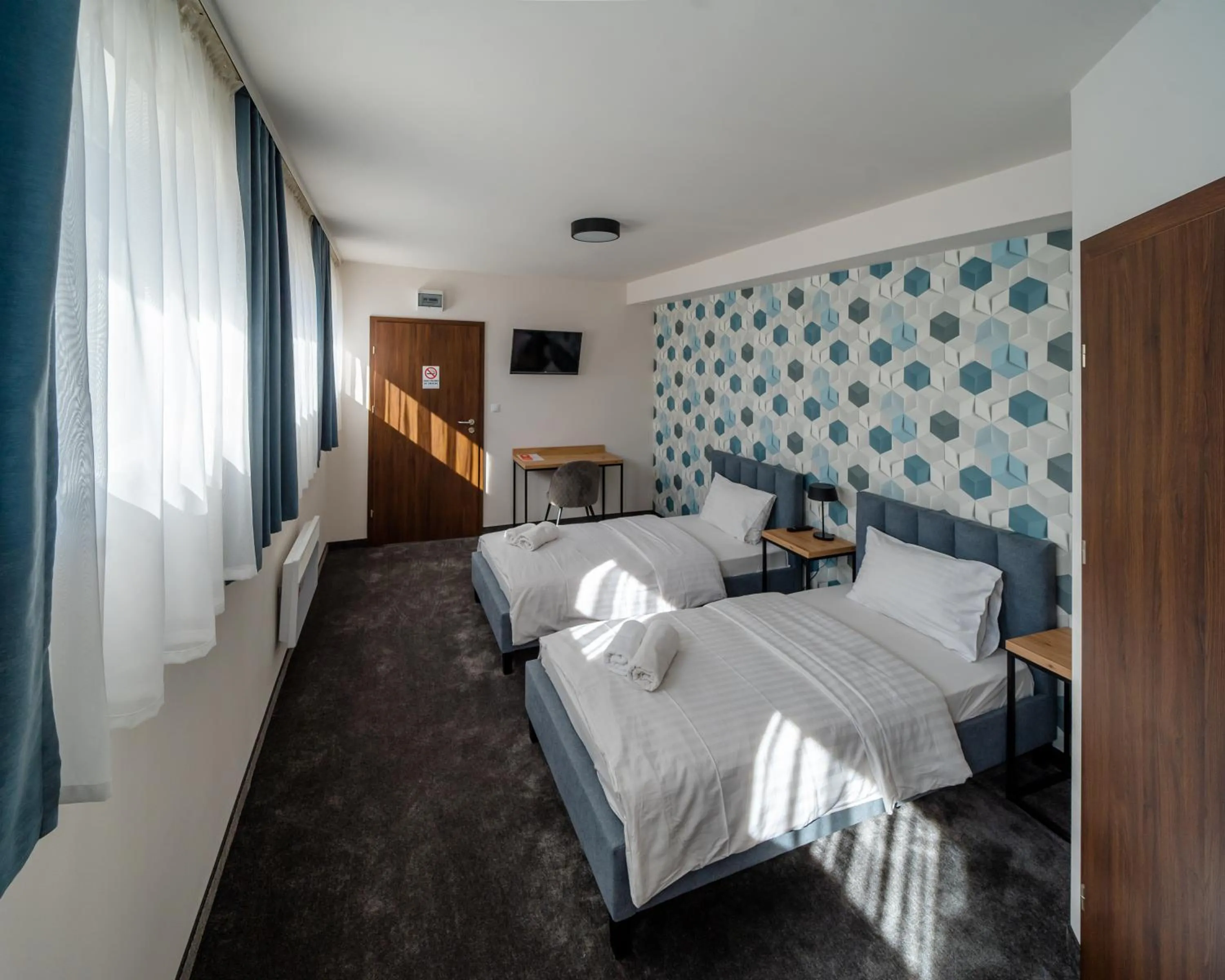 Photo of the whole room, Bed in Kelman Inn Global Nowa Sól
