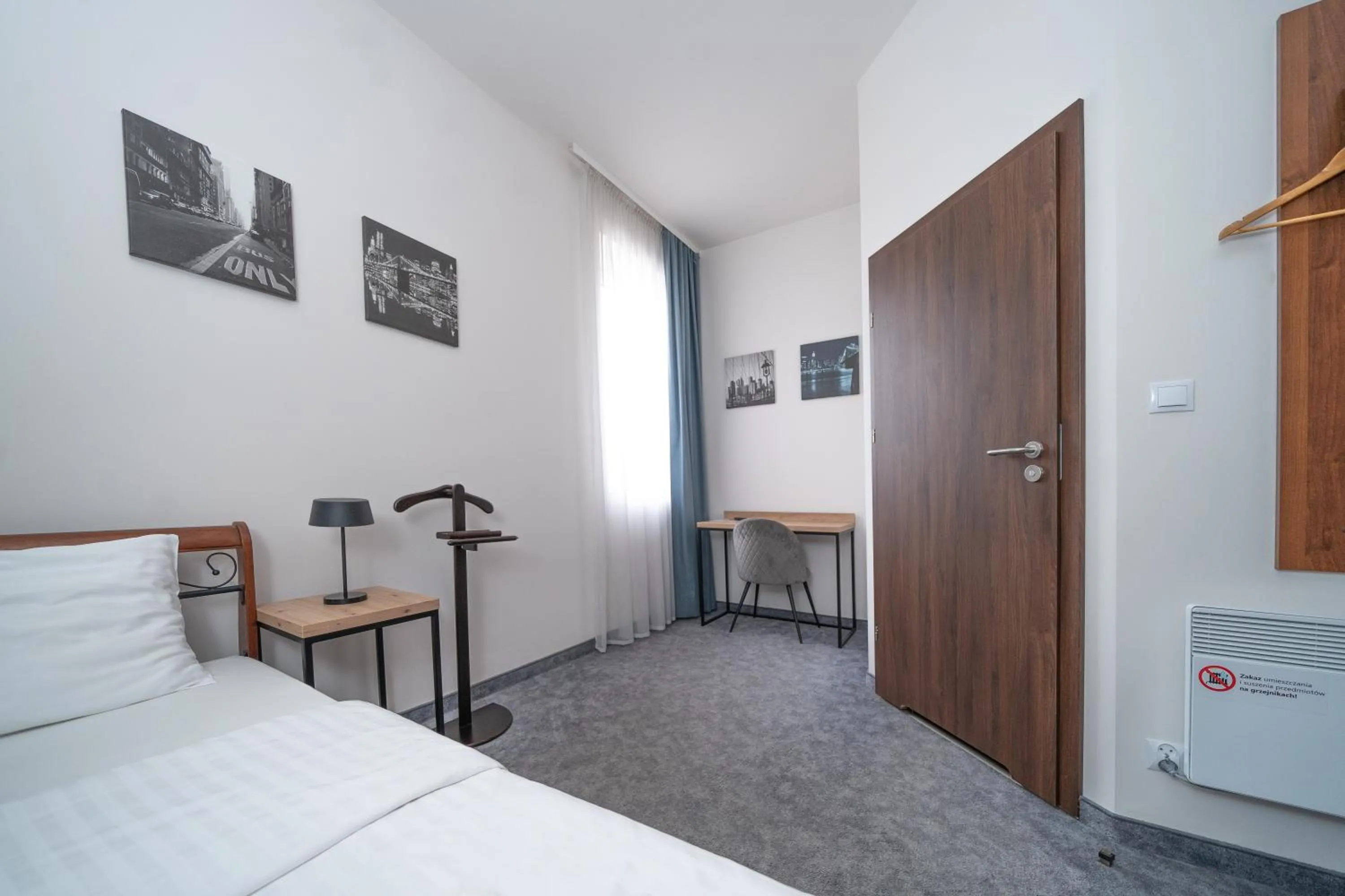 Photo of the whole room, Bed in Kelman Inn Global Nowa Sól