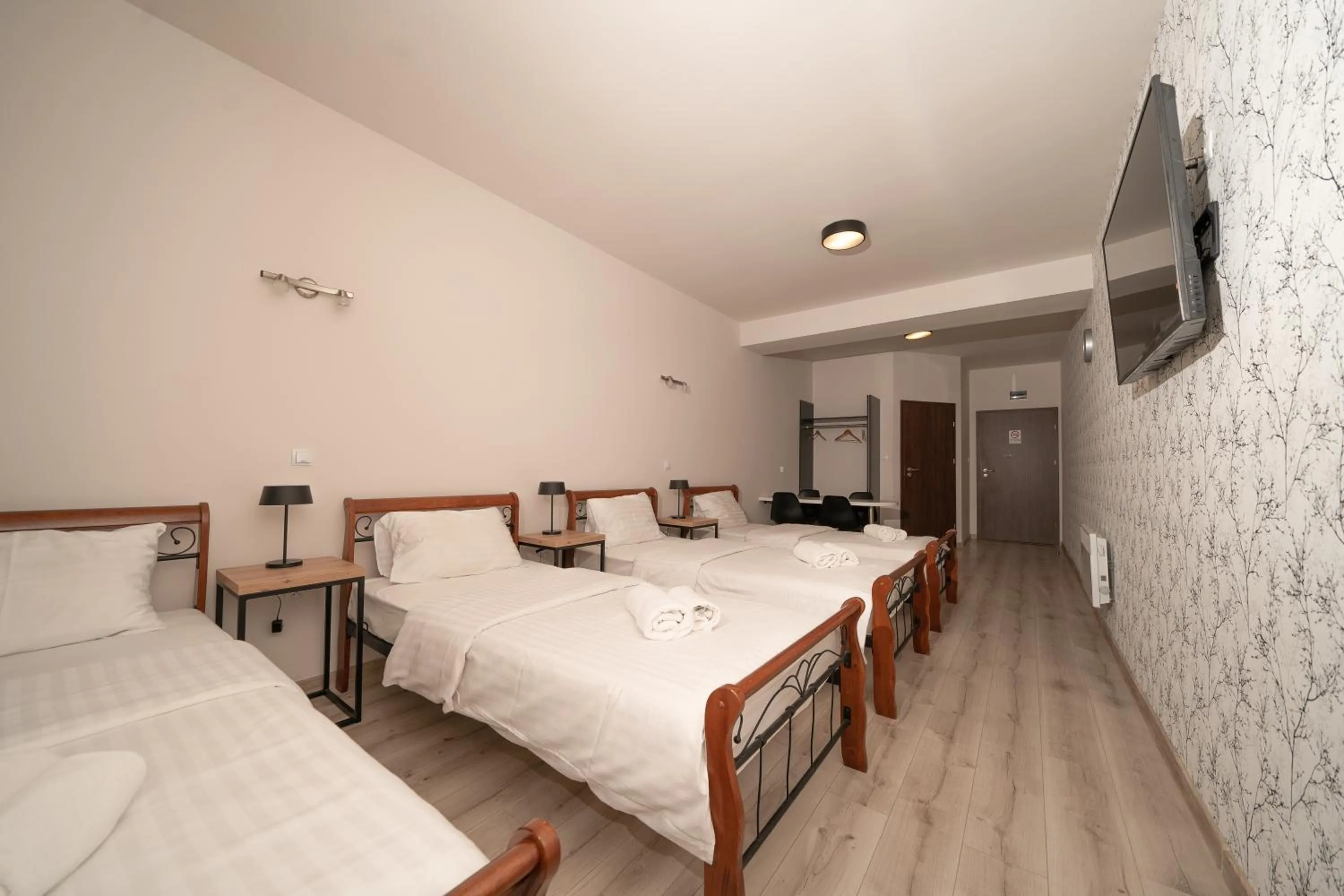 Photo of the whole room, Bed in Kelman Inn Global Nowa Sól