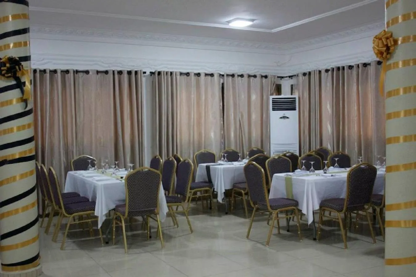 Banquet/Function facilities in Hotel le Pelican