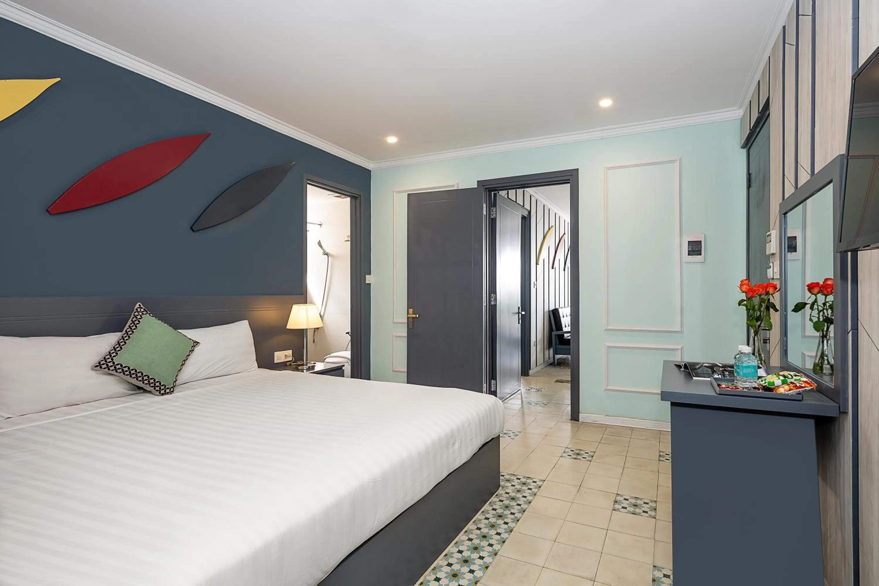 Bedroom, Bed in Le House Boutique Hotel - 100m to the beach