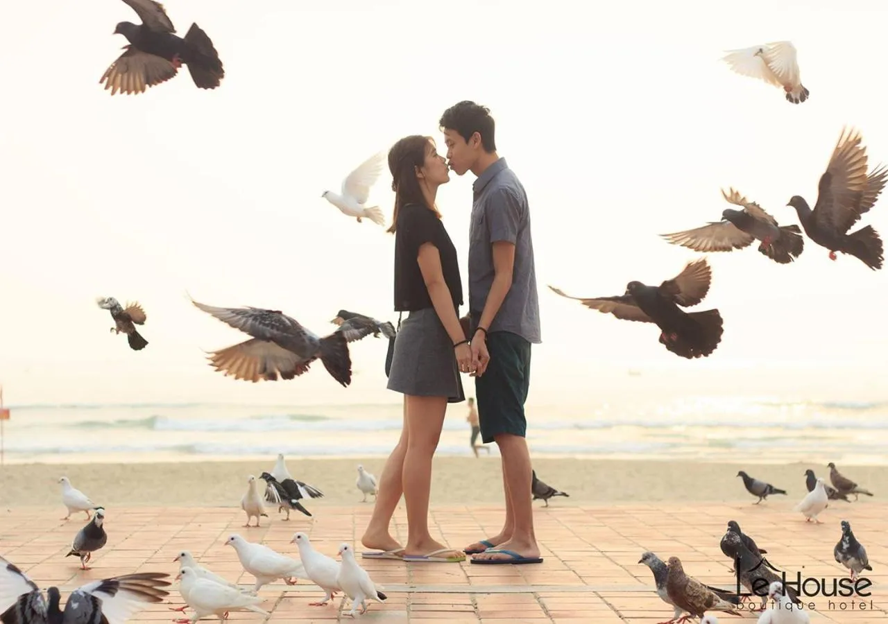 People in Le House Boutique Hotel - 100m to the beach