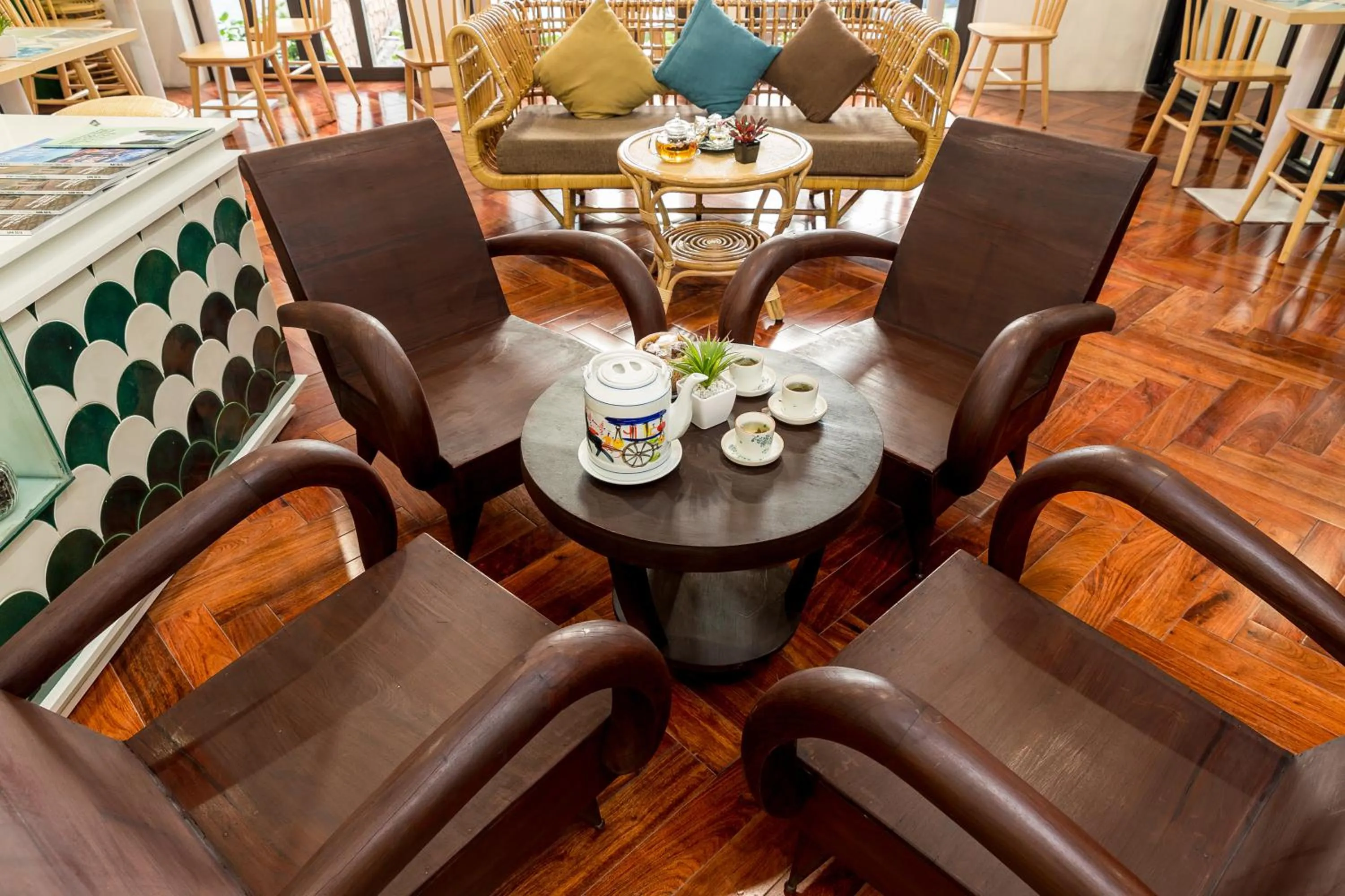 Seating area in Le House Boutique Hotel - 100m to the beach