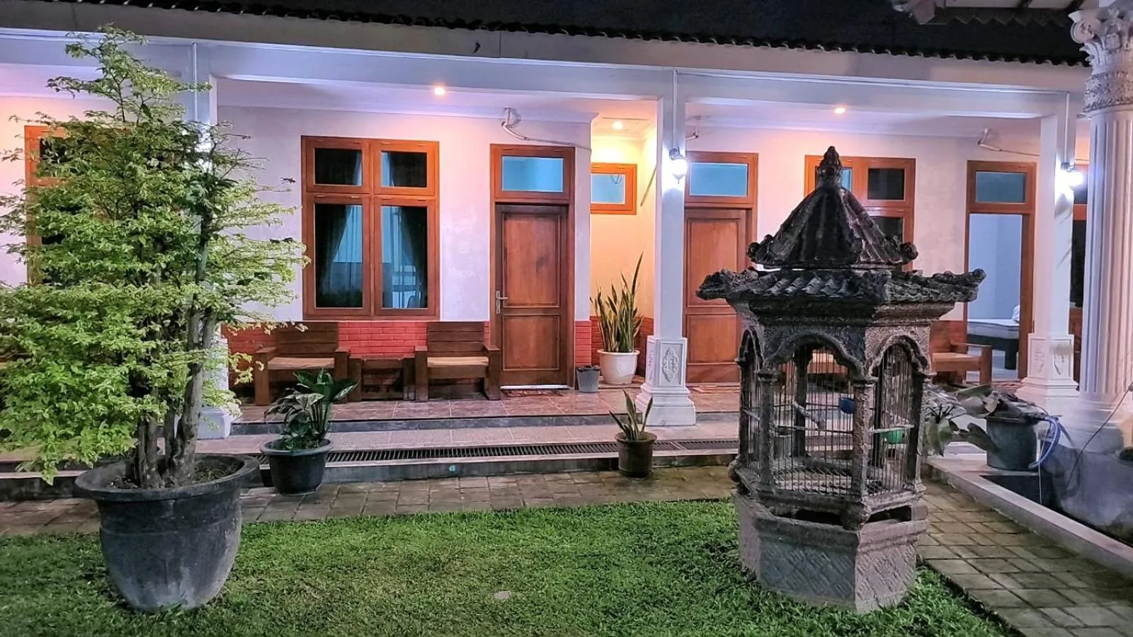 Patio in Omah Keniten Prambanan