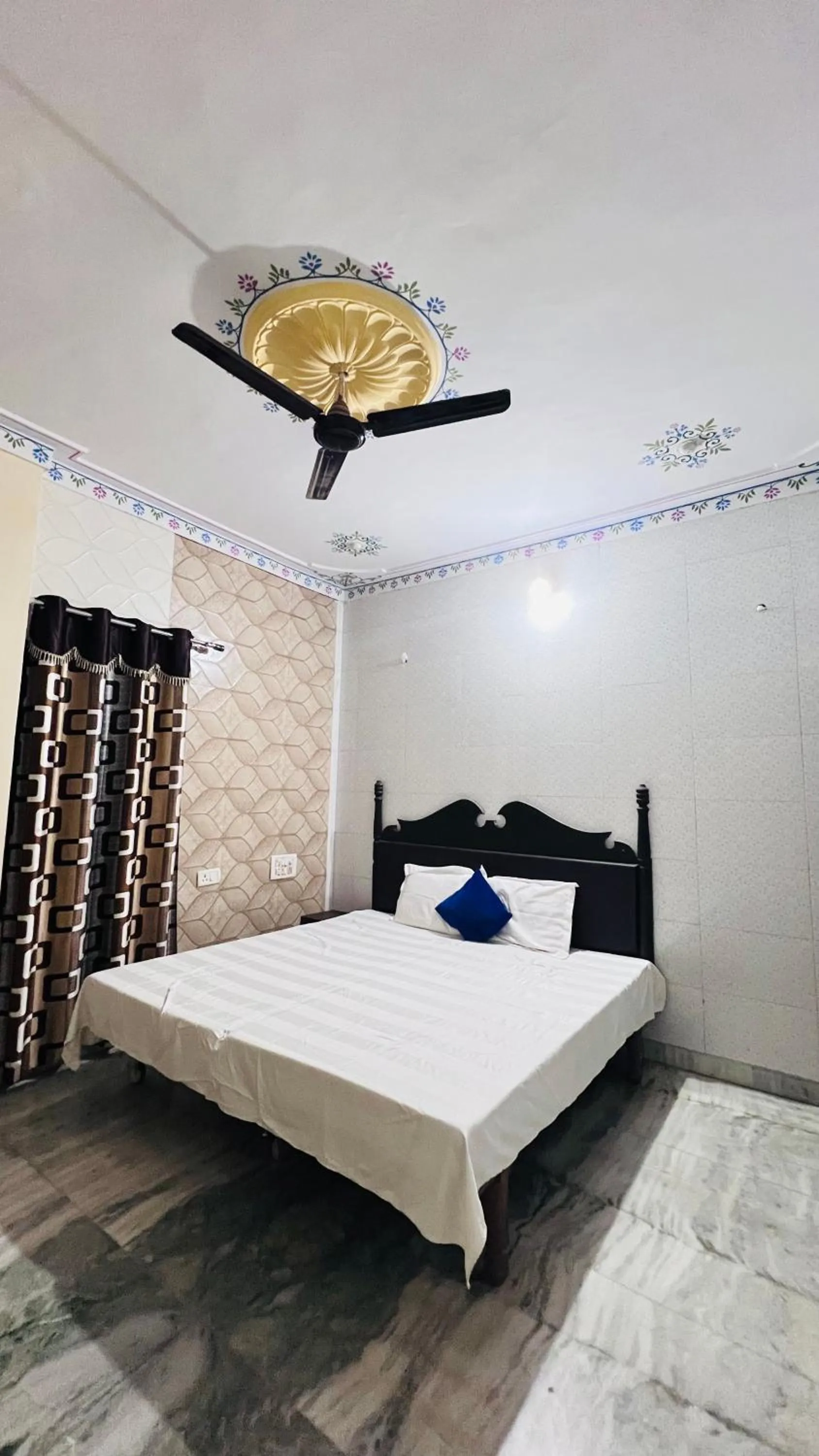 Bed in View lake village boutique