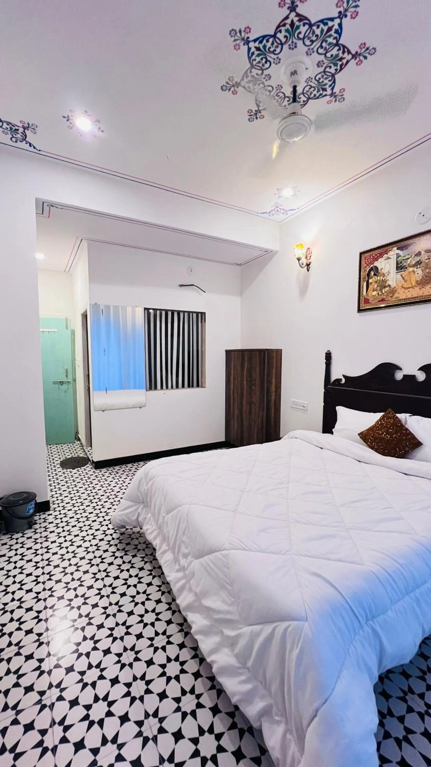 Bed in View lake village boutique