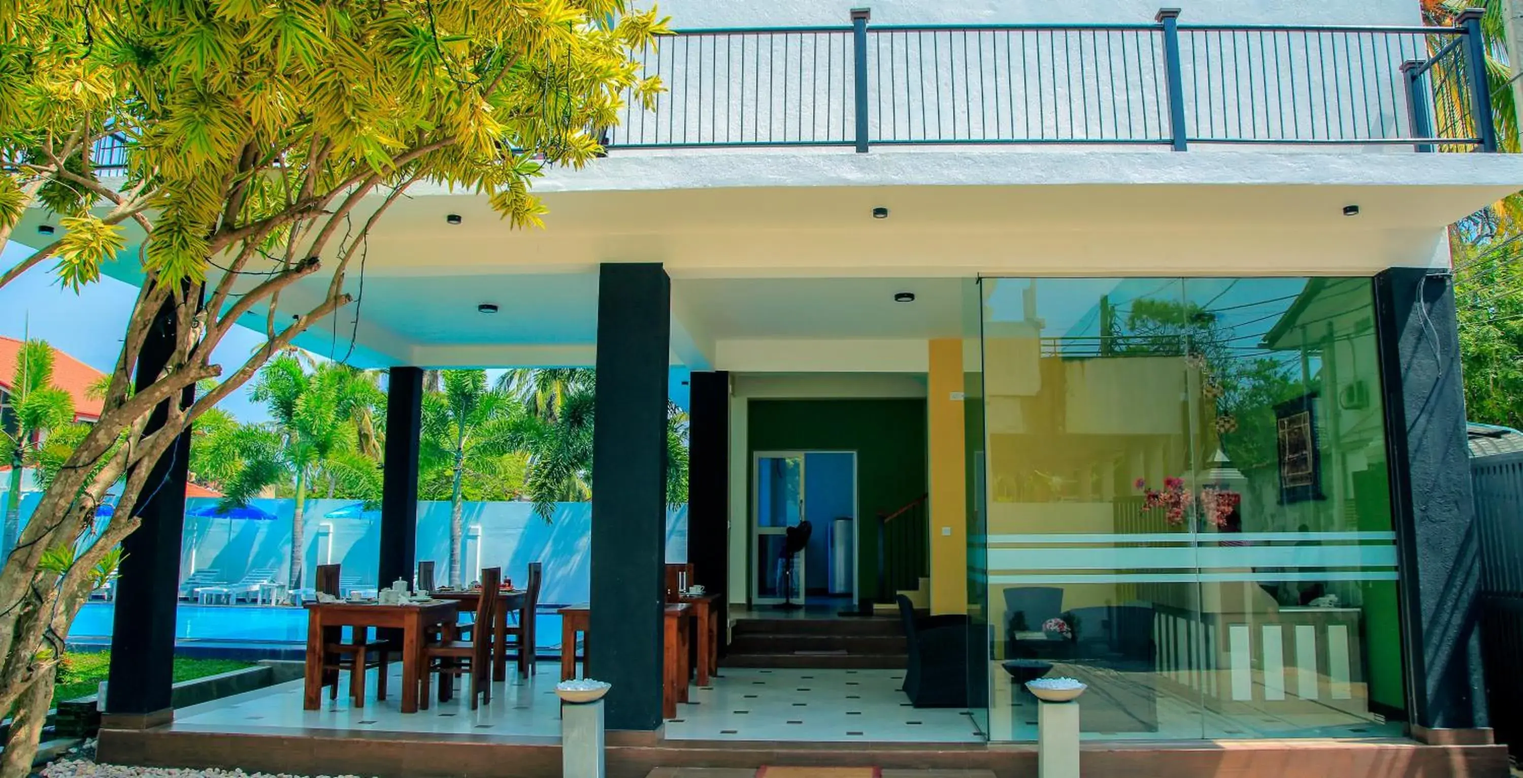 Restaurant/places to eat in Christima Residence Restaurant/places to eat in Christima Residence