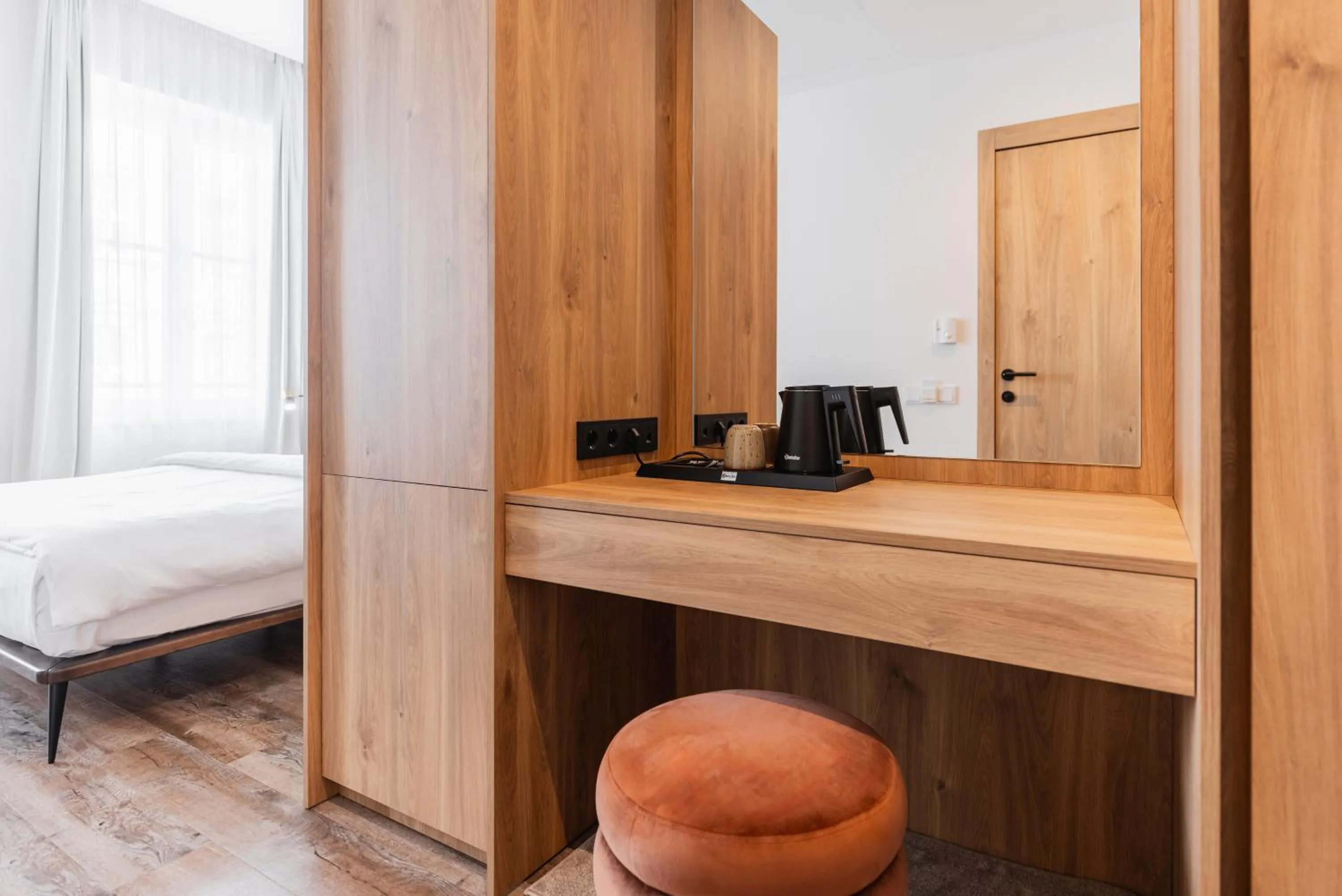 Bed in FortyPlusOne Hotel Vienna