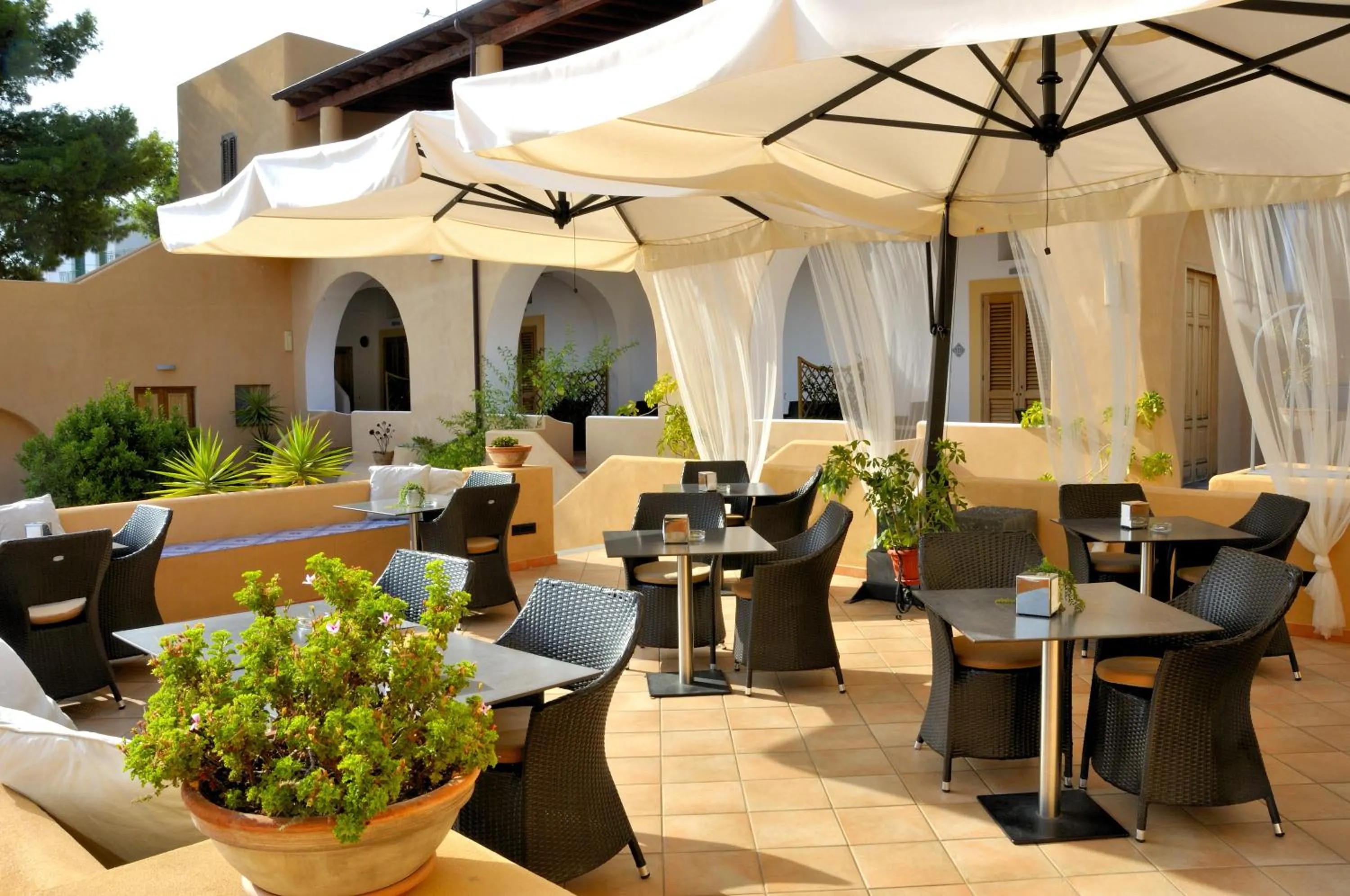 Patio in Solemar Hotel