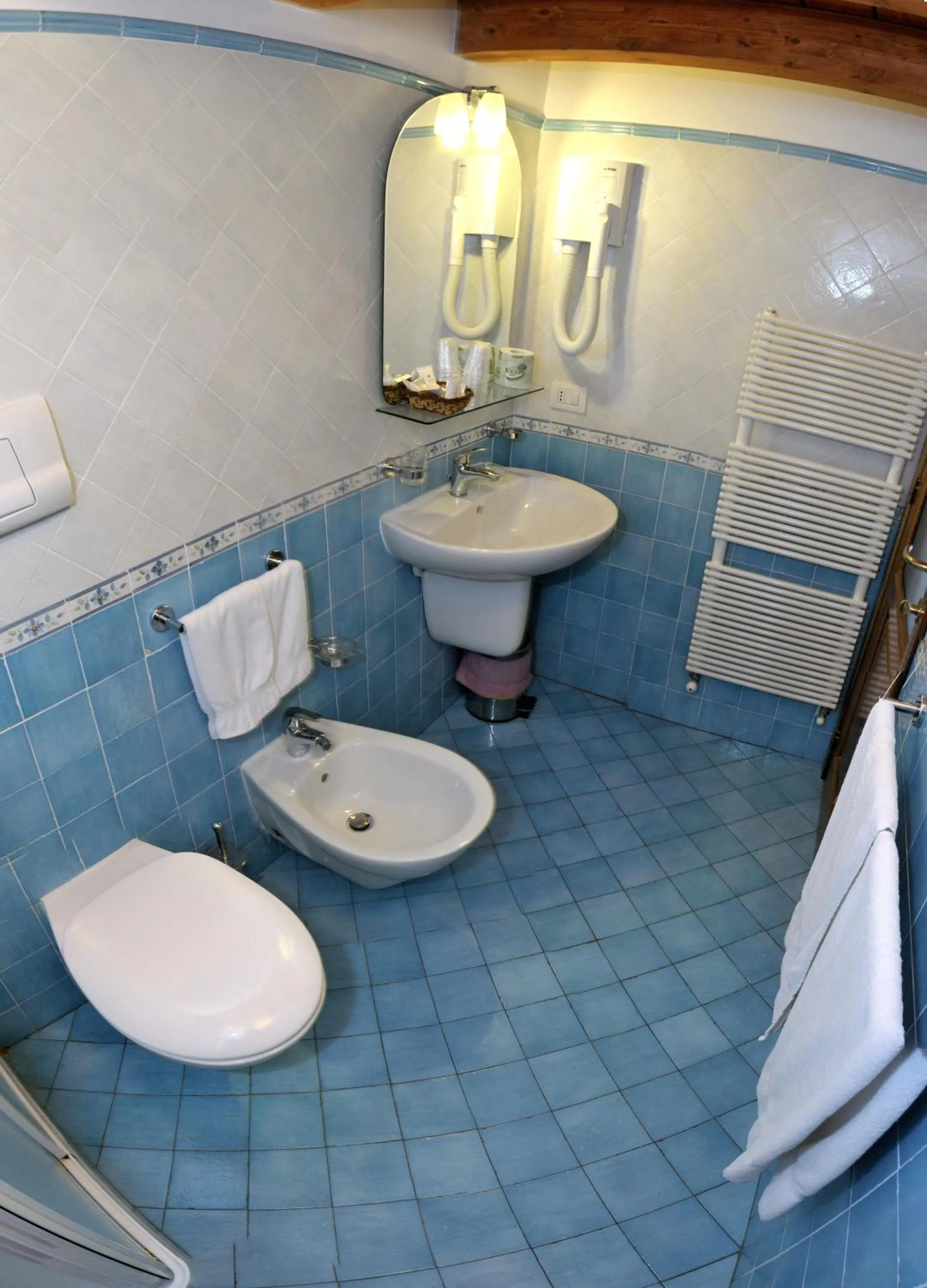 Bathroom in Solemar Hotel