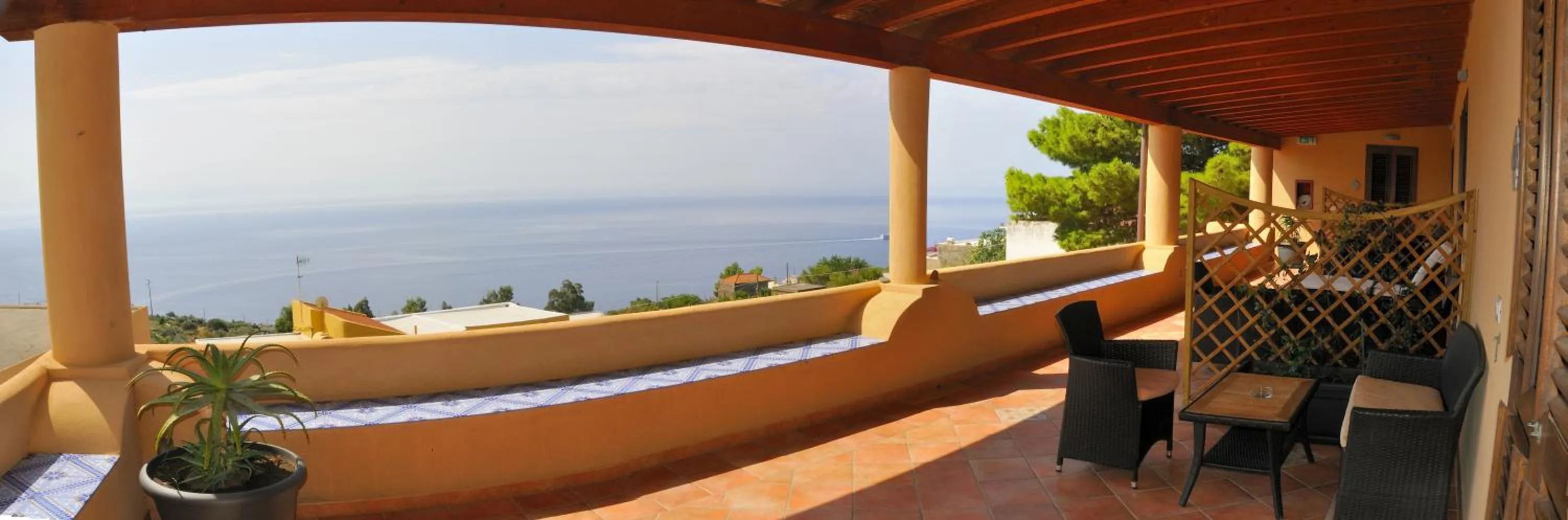 Patio in Solemar Hotel