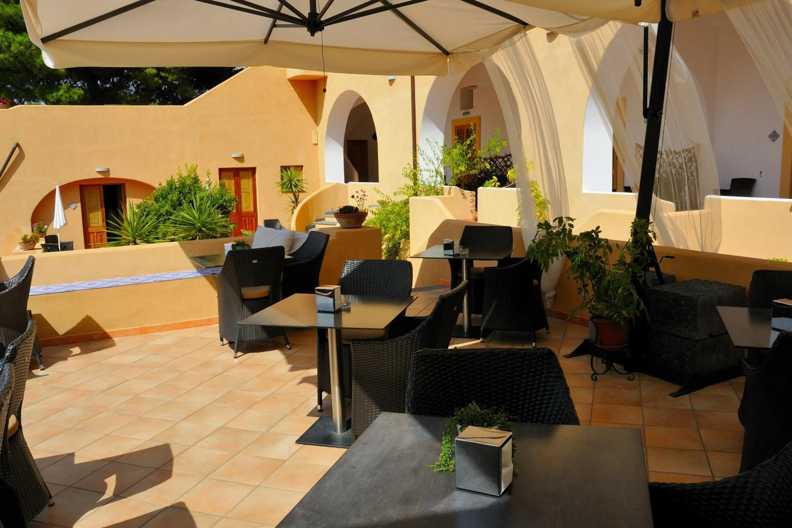 Patio in Solemar Hotel