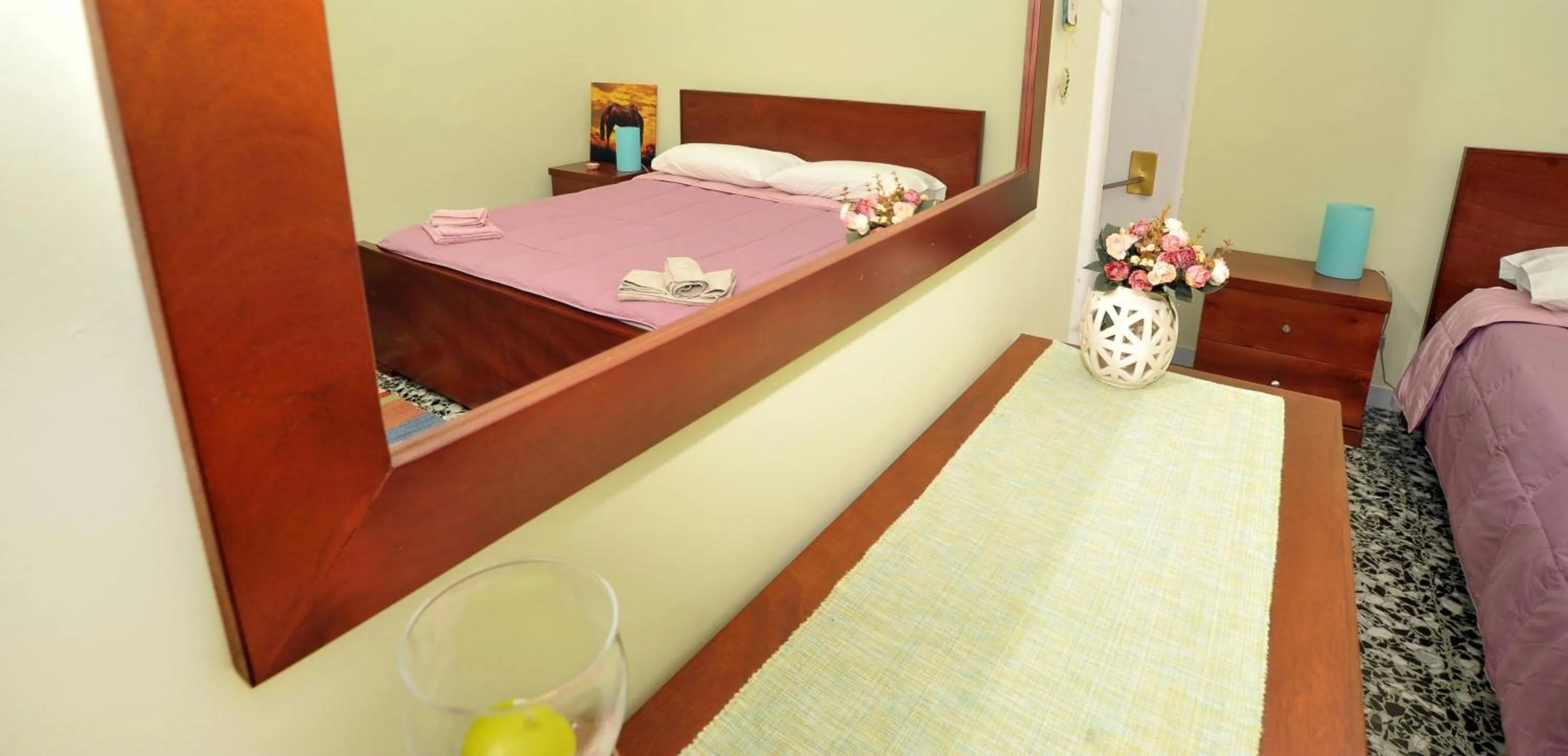 Decorative detail, Bed in Le Tre Civette